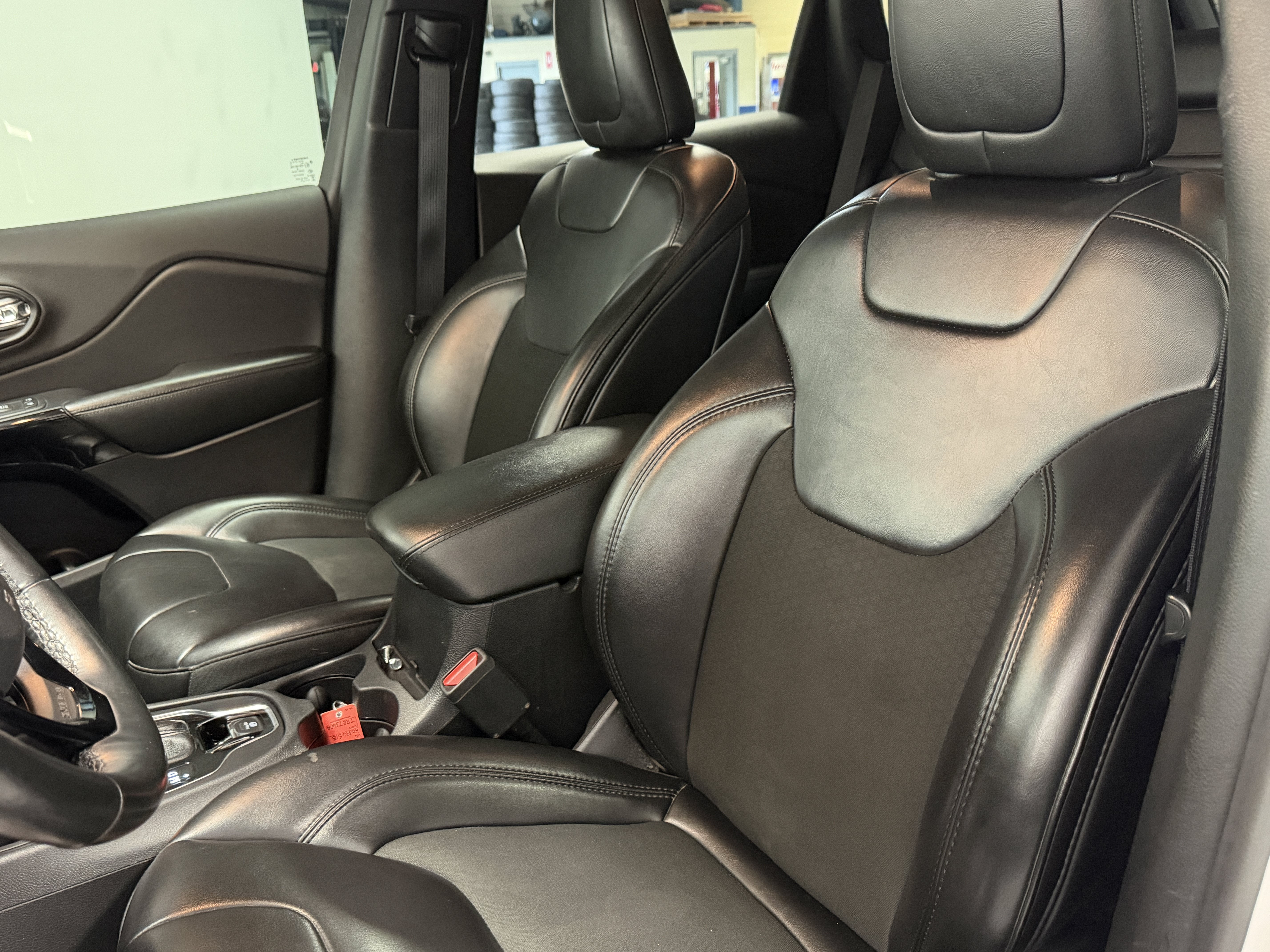 2019 Jeep Cherokee Altitude
