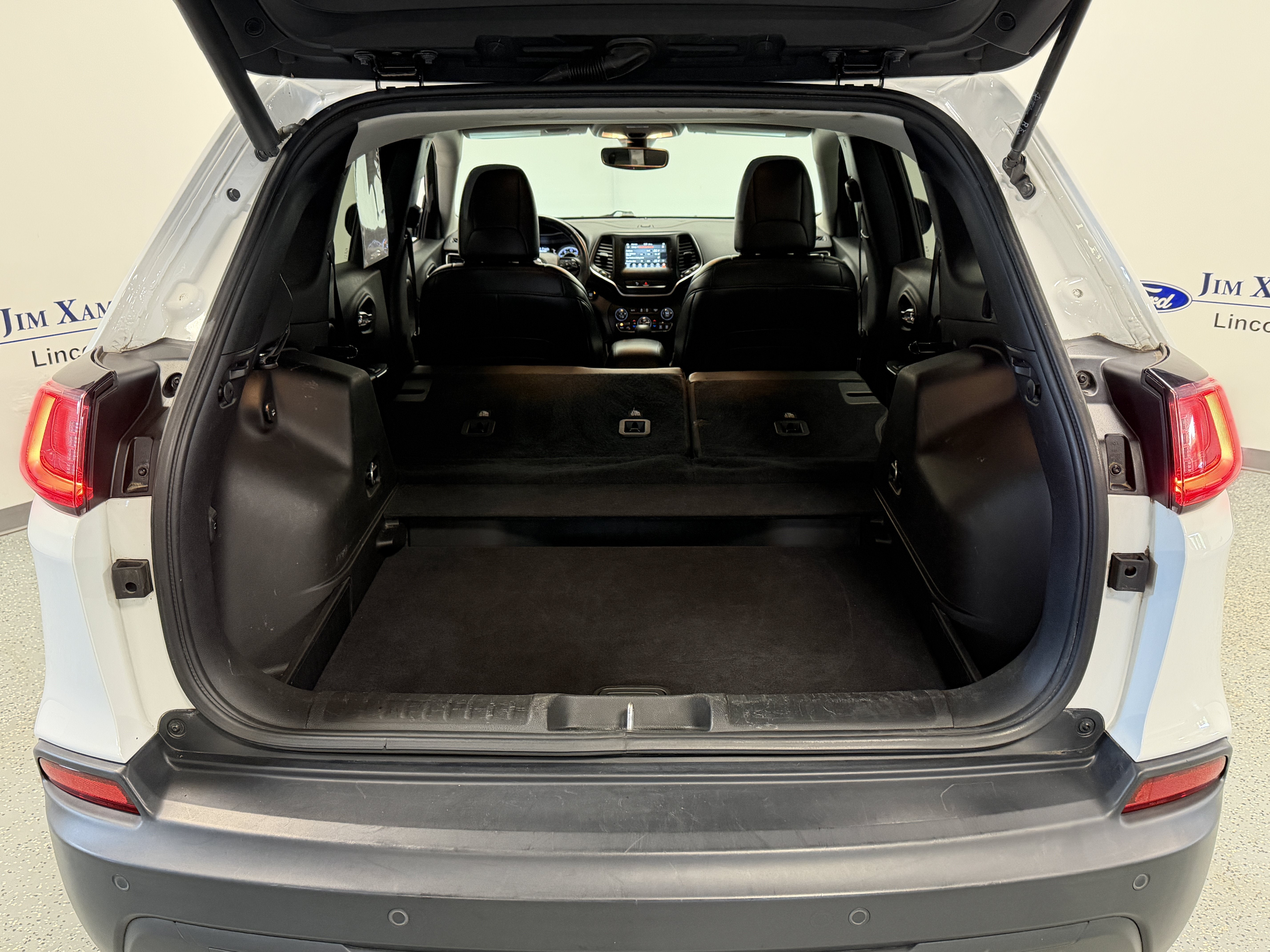 2019 Jeep Cherokee Altitude