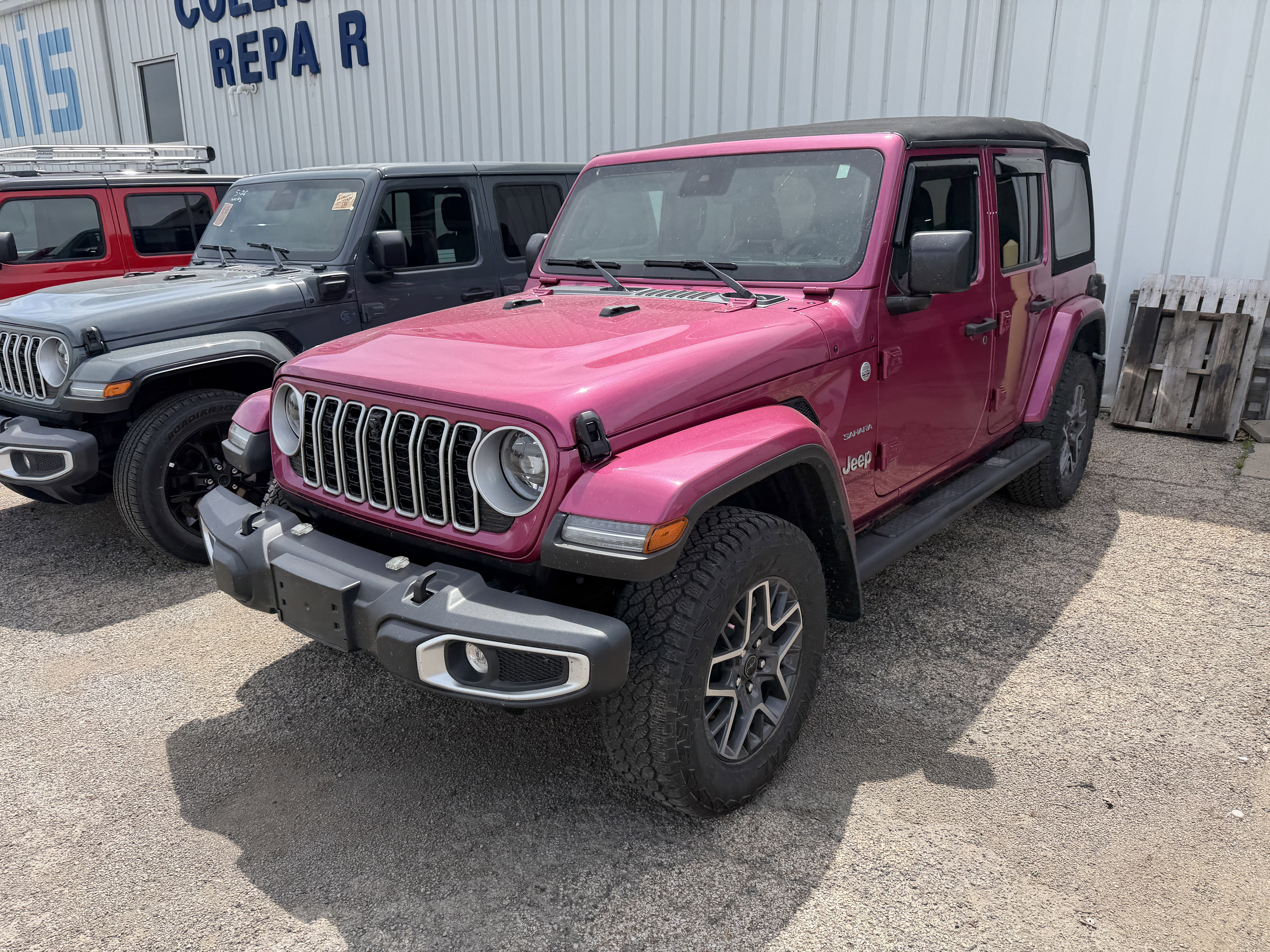 2024 Jeep Wrangler Sahara