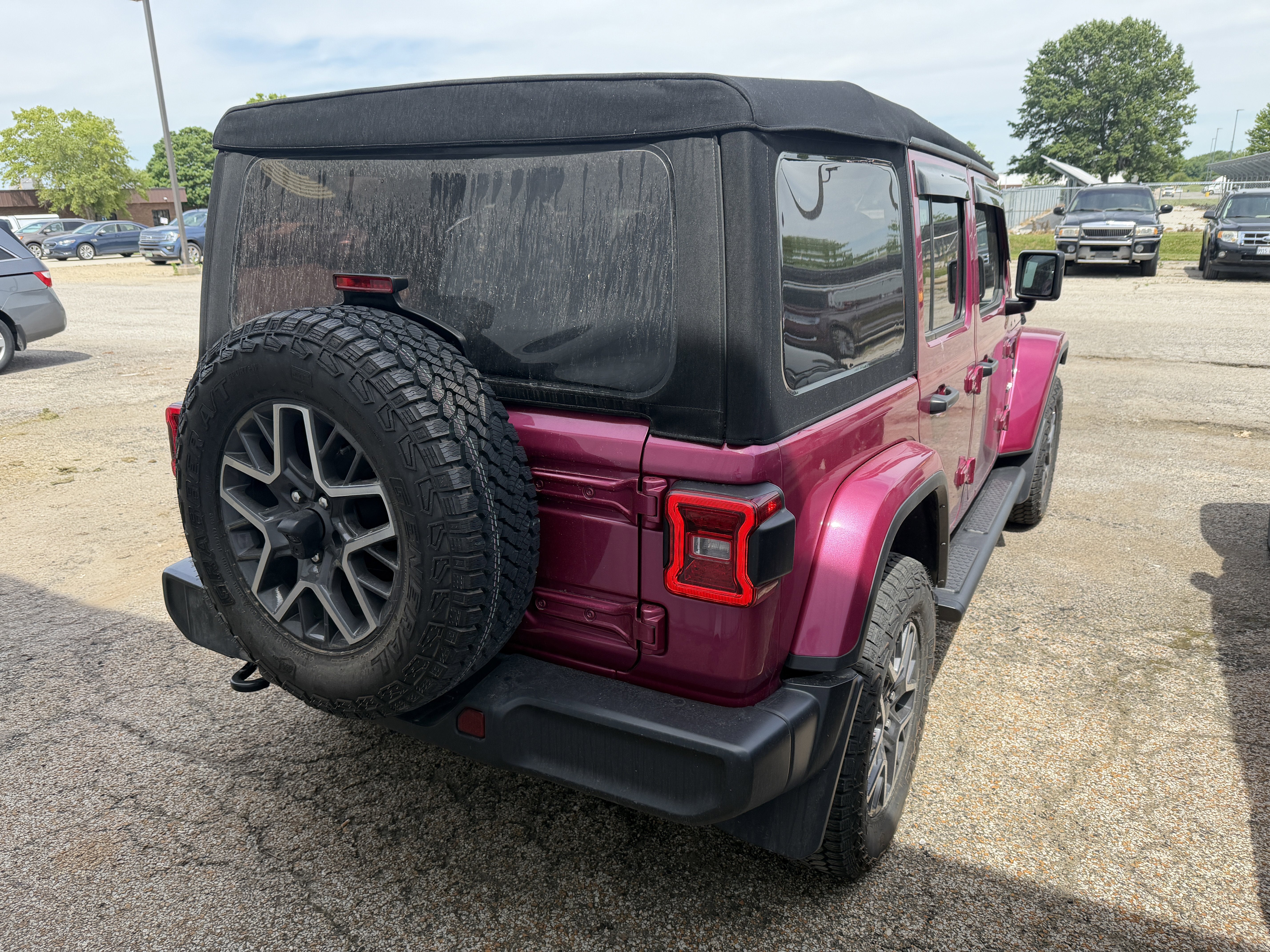 2024 Jeep Wrangler Sahara
