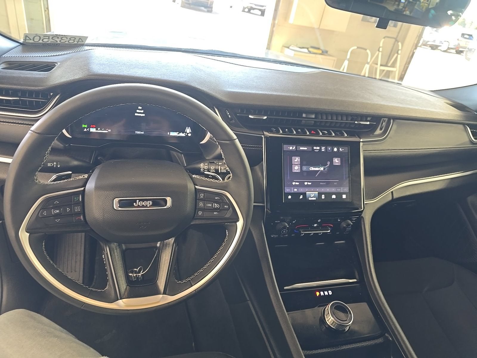 2025 Jeep Grand Cherokee Laredo X