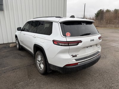 2022 Jeep Grand Cherokee L Laredo