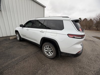 2022 Jeep Grand Cherokee L Laredo