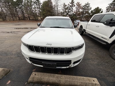 2022 Jeep Grand Cherokee L Laredo