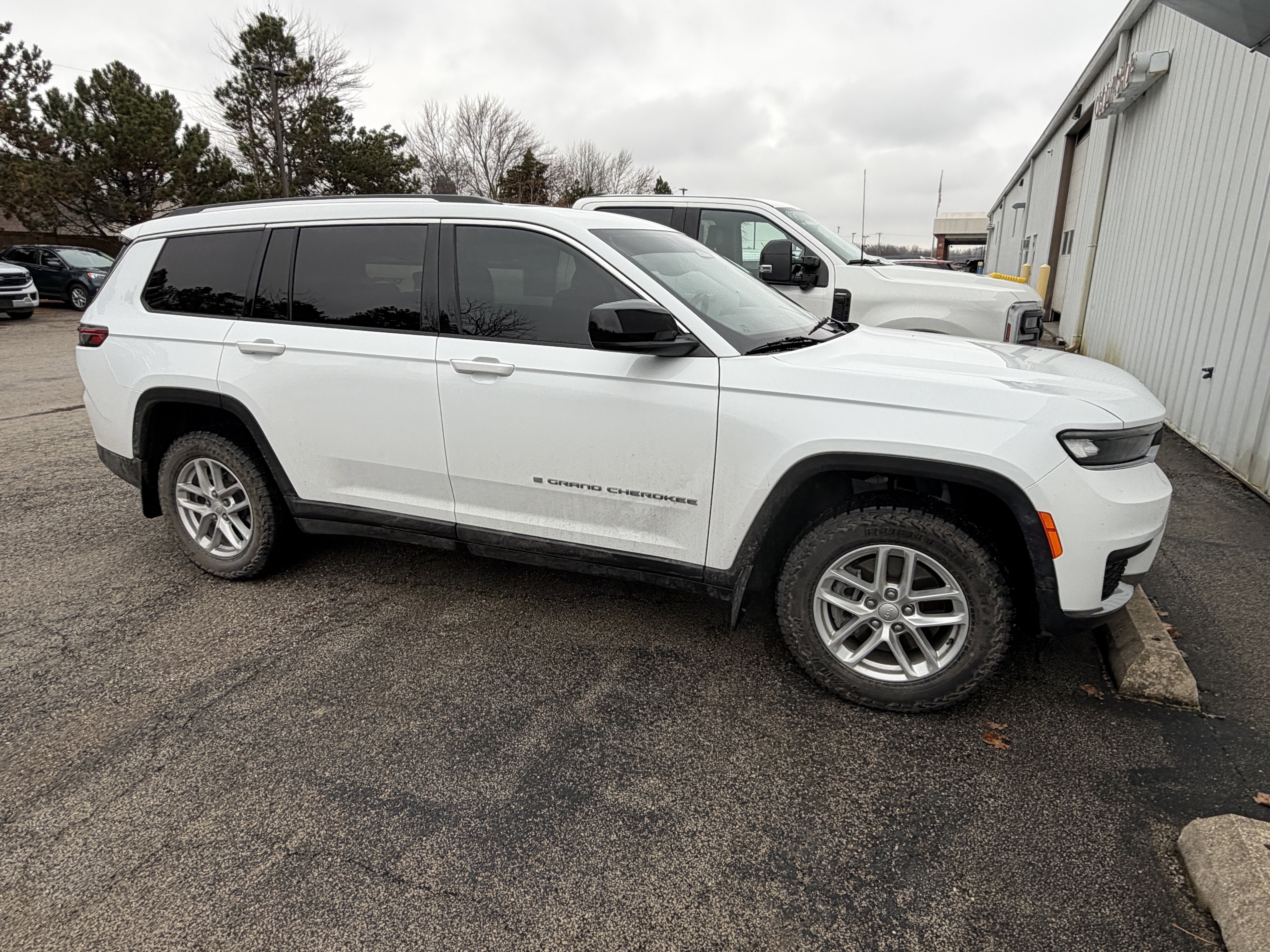 2022 Jeep Grand Cherokee L Laredo