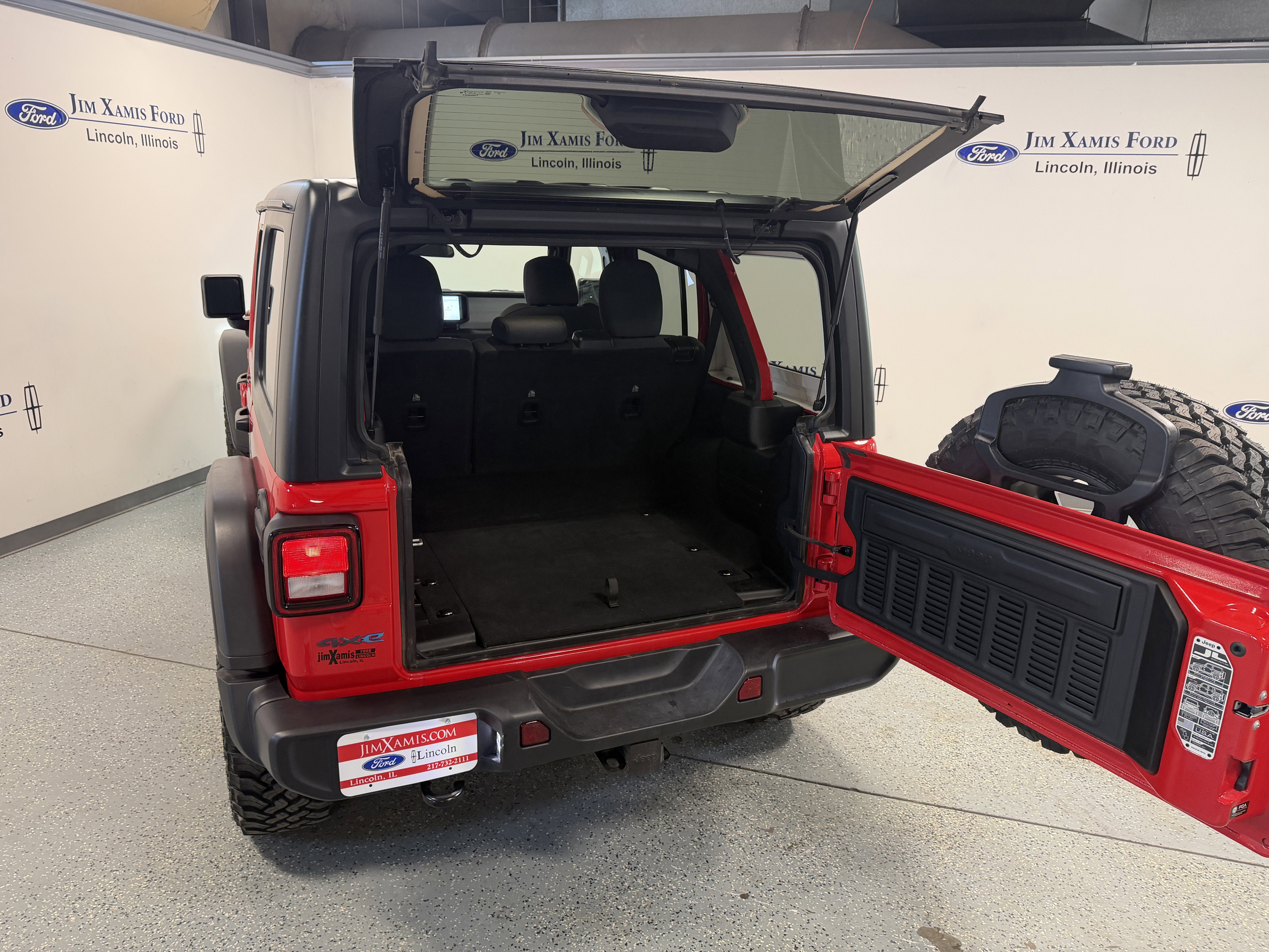 2025 Jeep Wrangler 4xe Willys