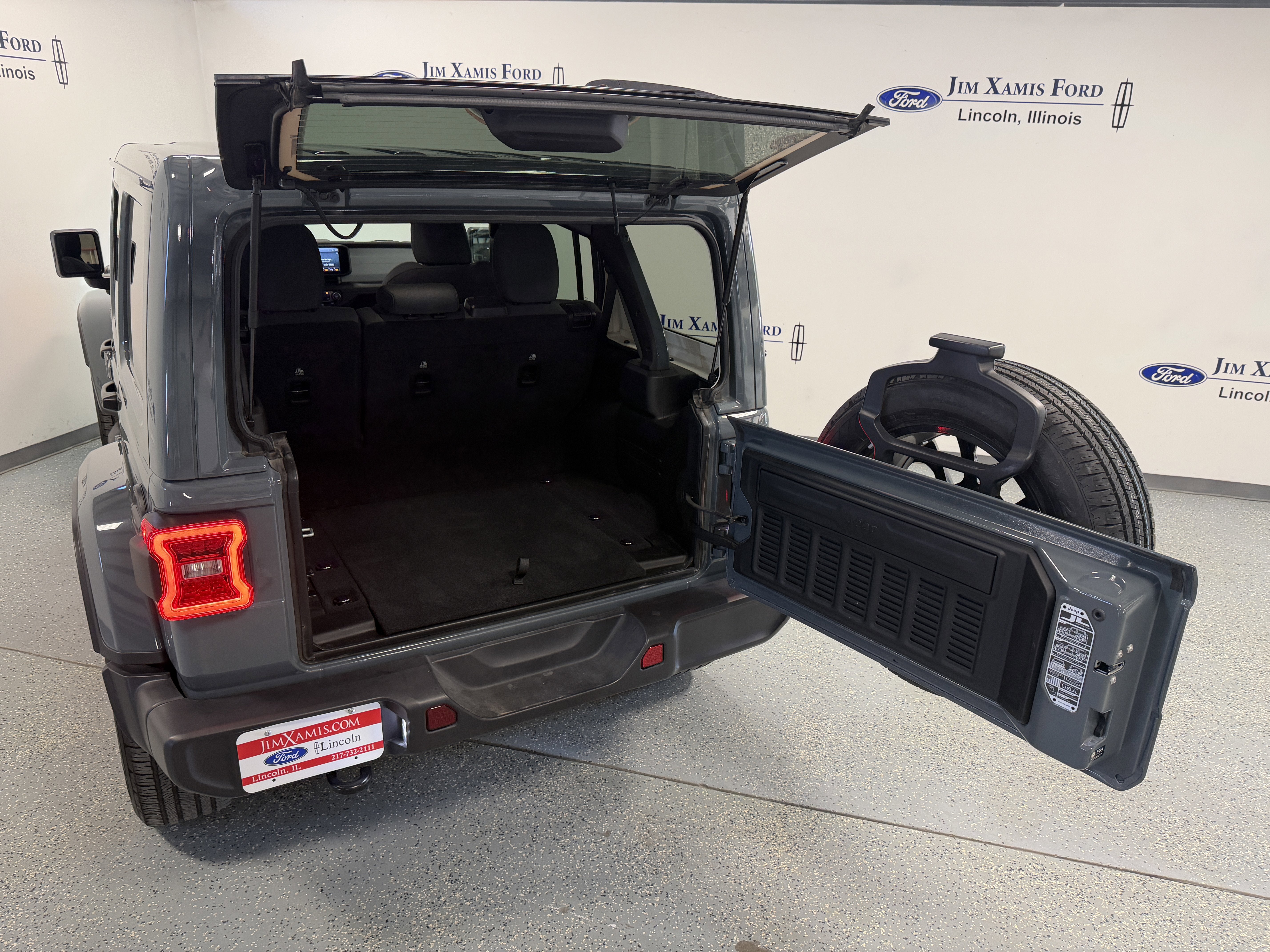 2025 Jeep Wrangler 4xe Sahara