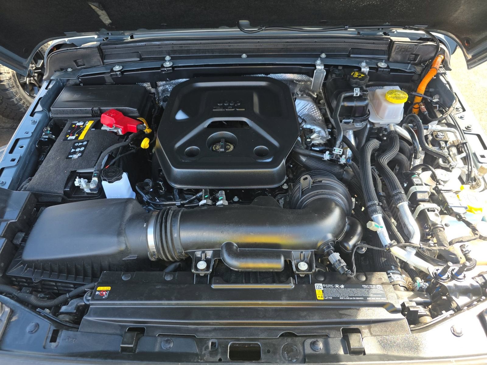 2025 Jeep Wrangler 4xe Sahara