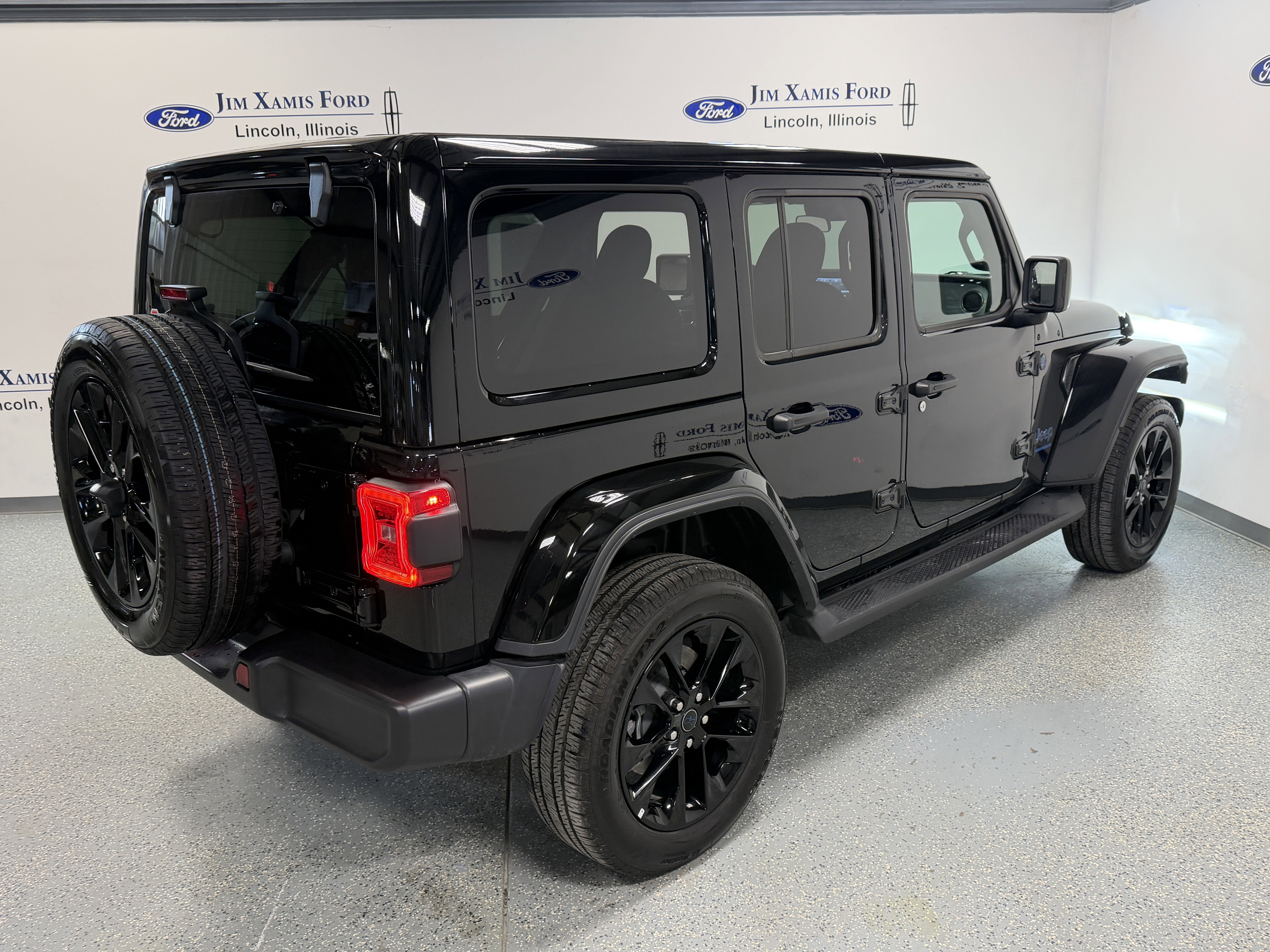 2025 Jeep Wrangler 4xe Sahara
