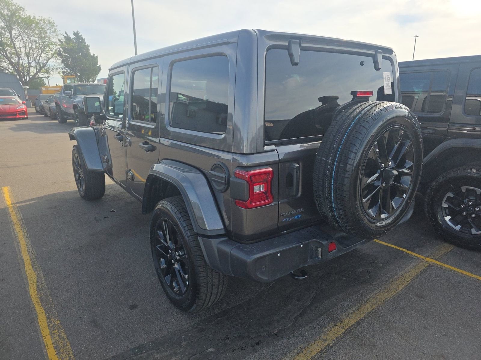 2025 Jeep Wrangler 4xe Sahara