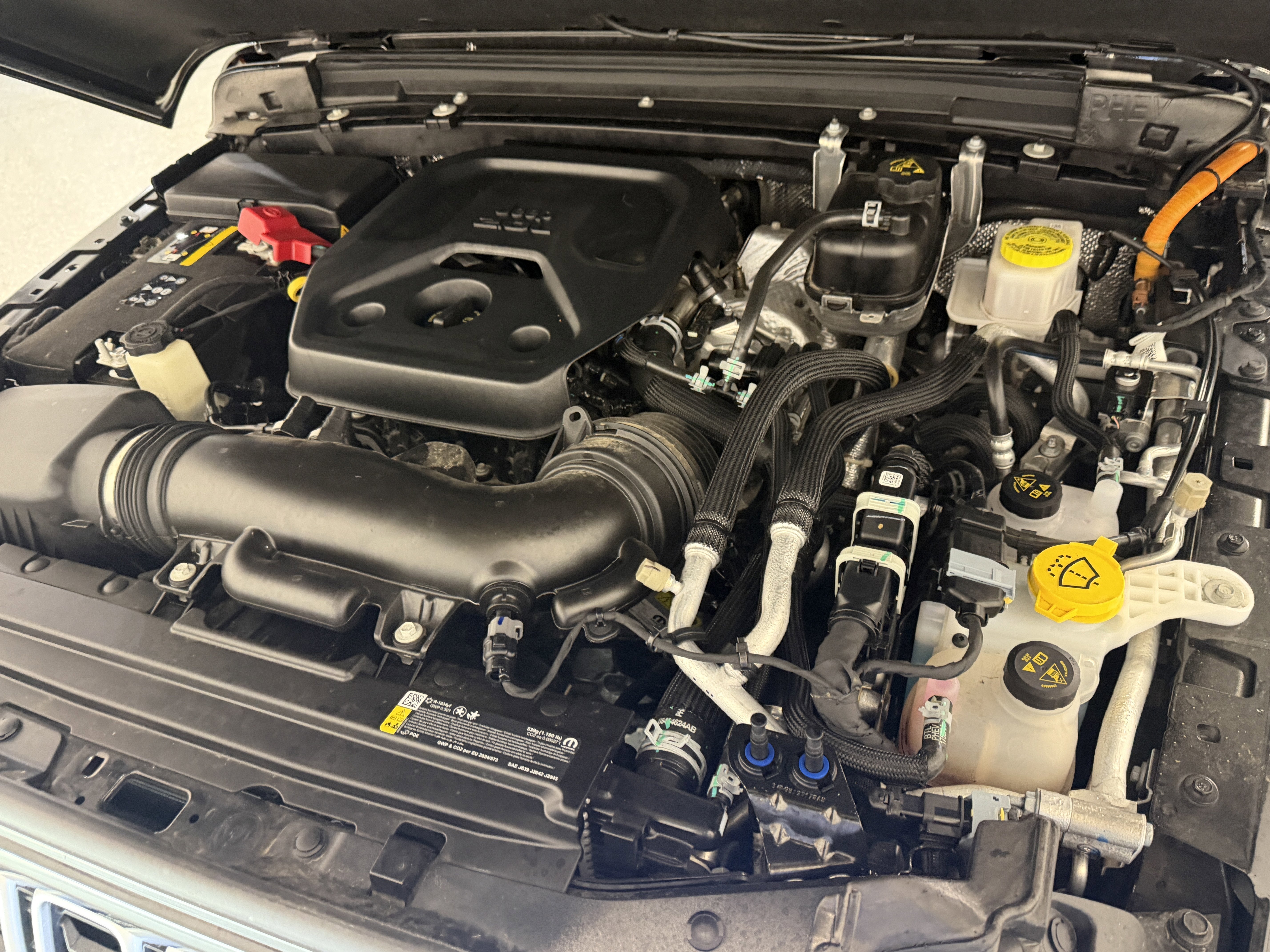 2025 Jeep Wrangler 4xe Sahara