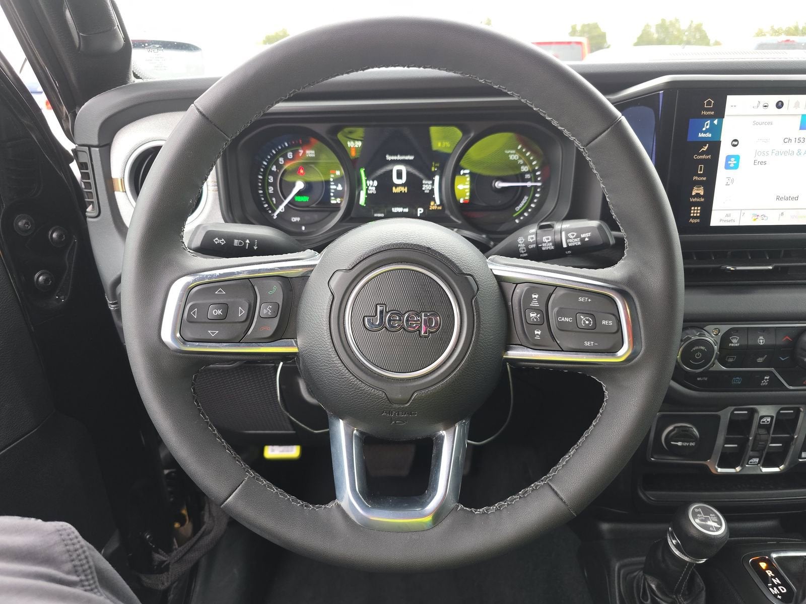 2025 Jeep Wrangler 4xe Sahara