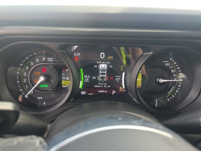 2025 Jeep Wrangler 4xe Sahara