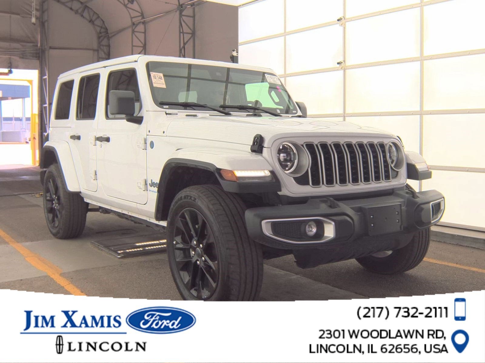 2025 Jeep Wrangler 4xe's photo