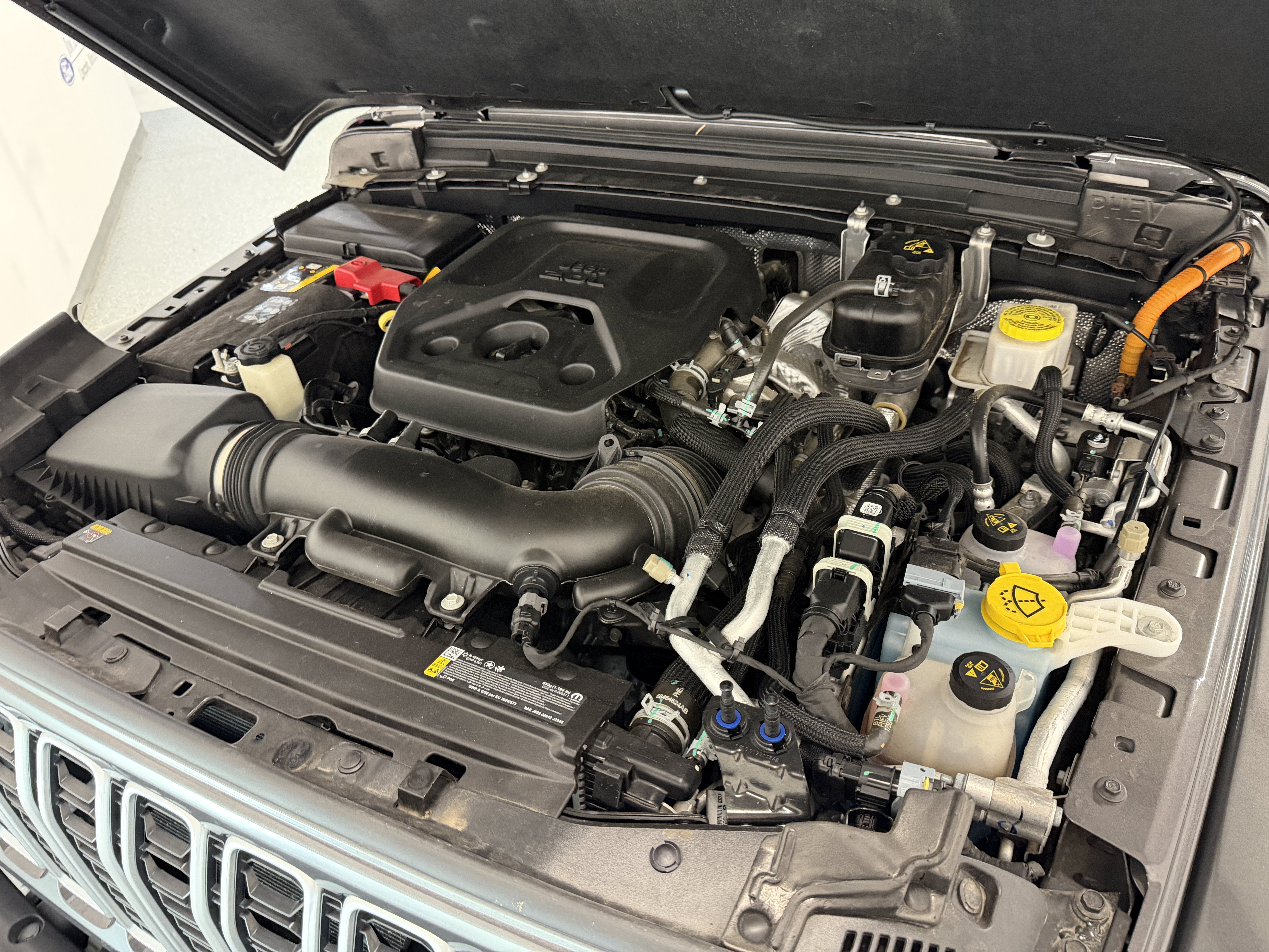 2025 Jeep Wrangler 4xe Sahara