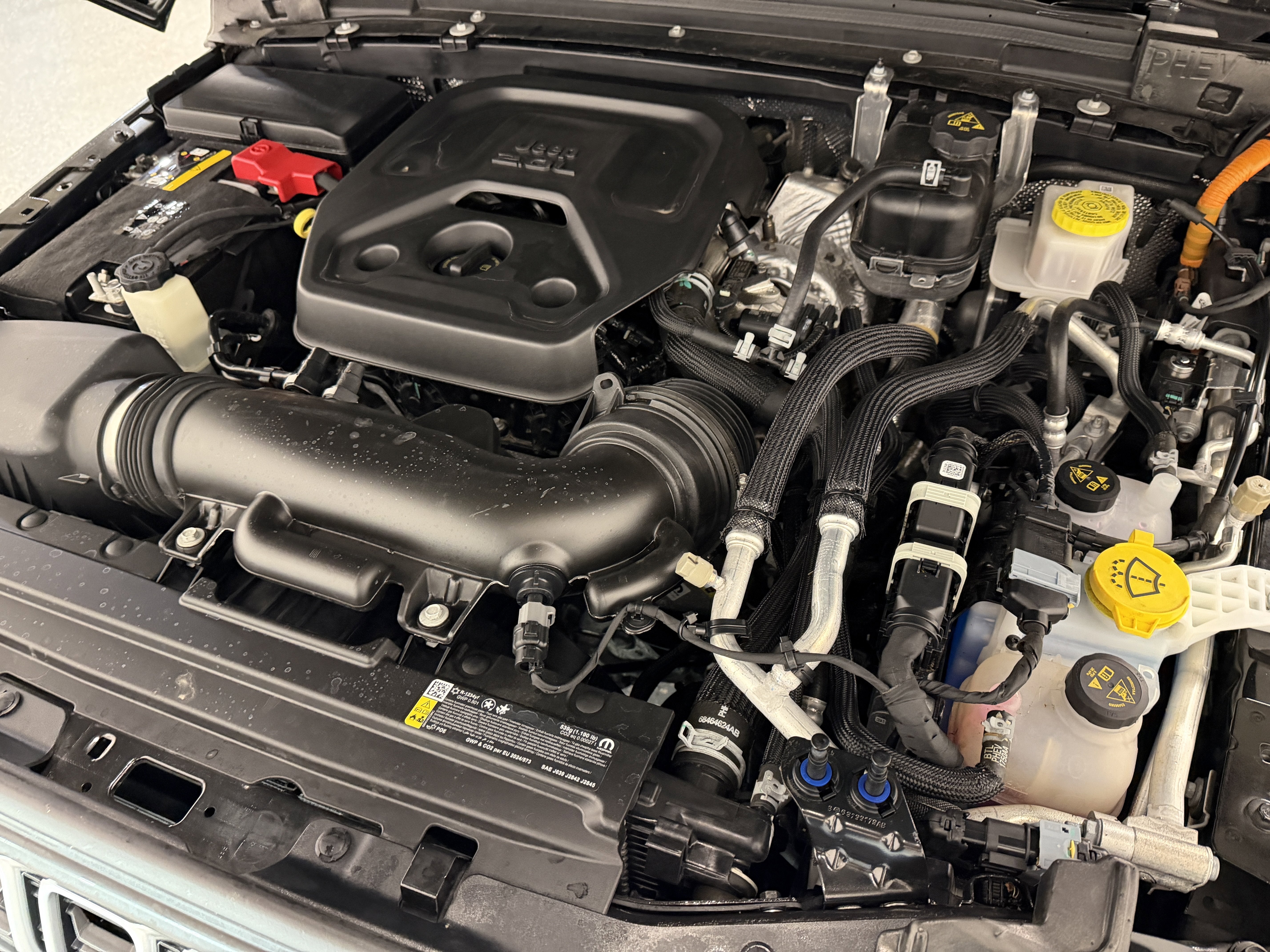 2025 Jeep Wrangler 4xe Sahara