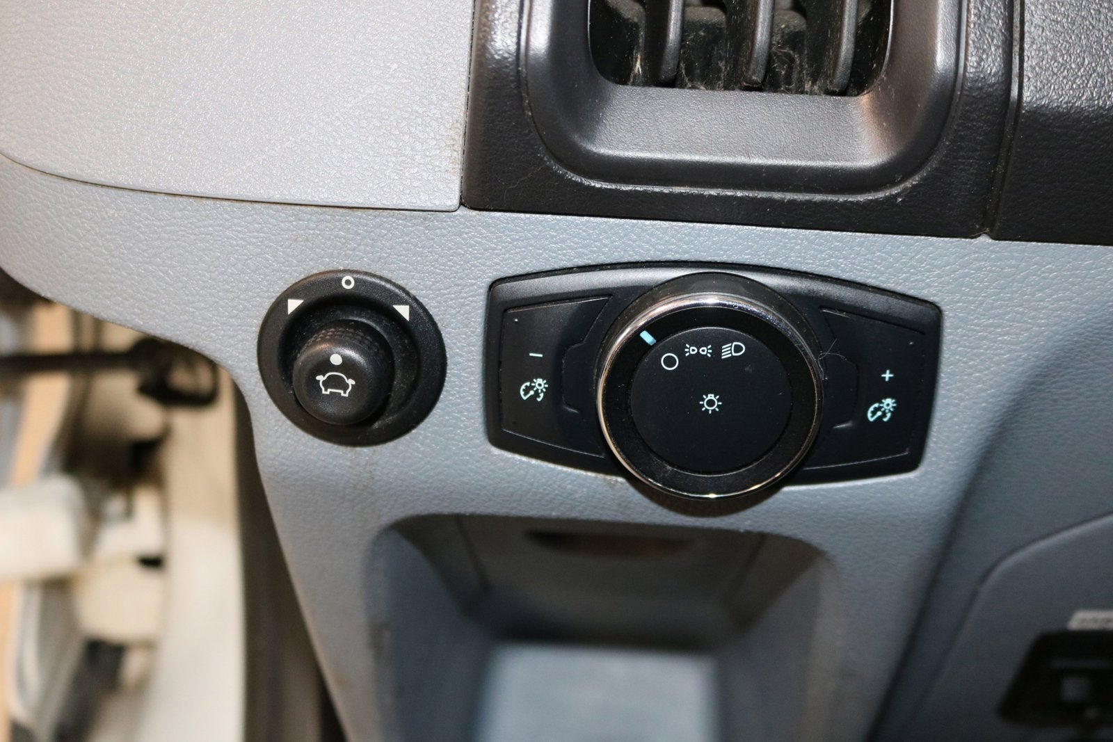 2016 Ford Transit Cutaway Base