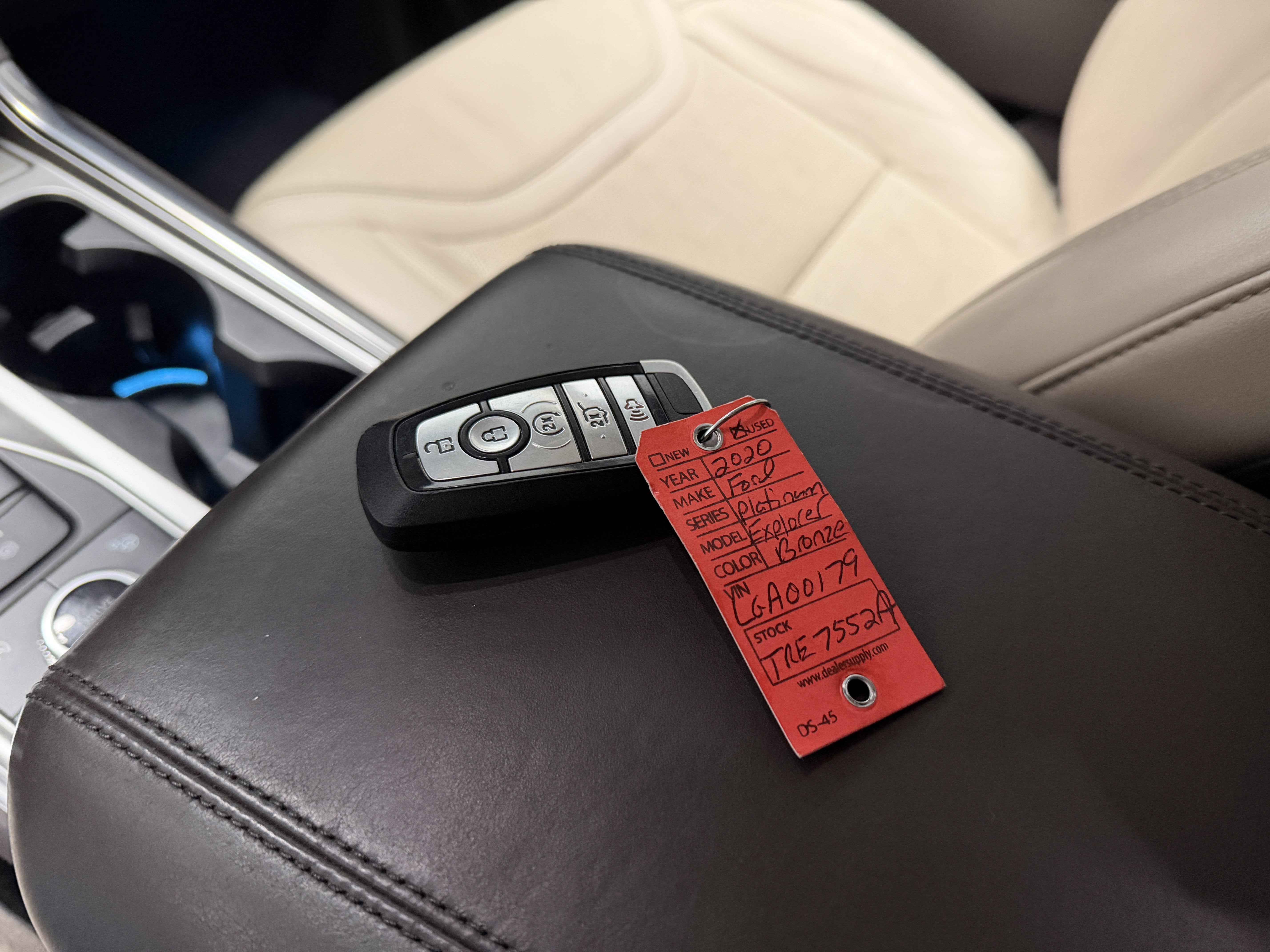 2020 Ford Explorer Platinum