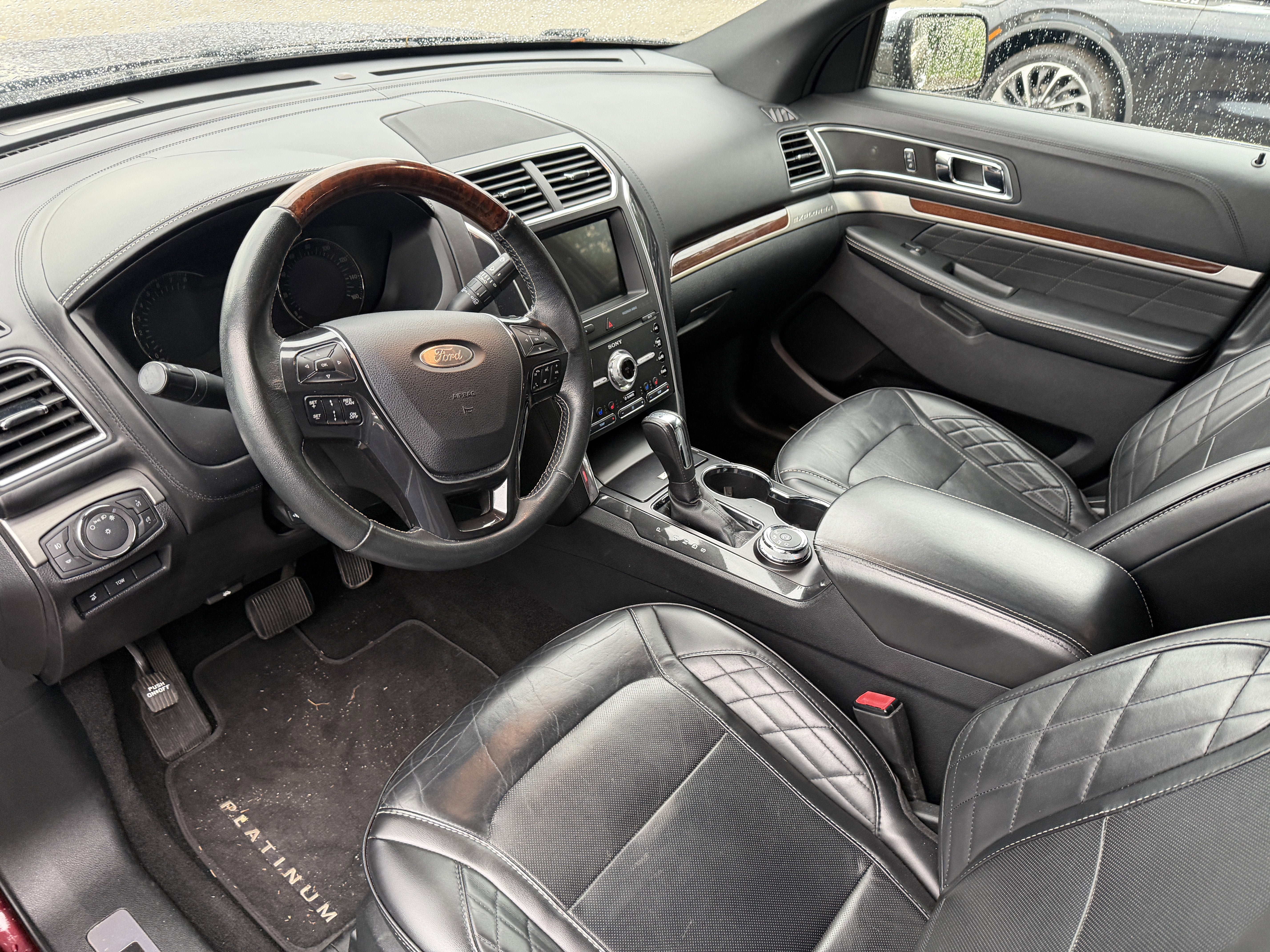 2019 Ford Explorer Platinum