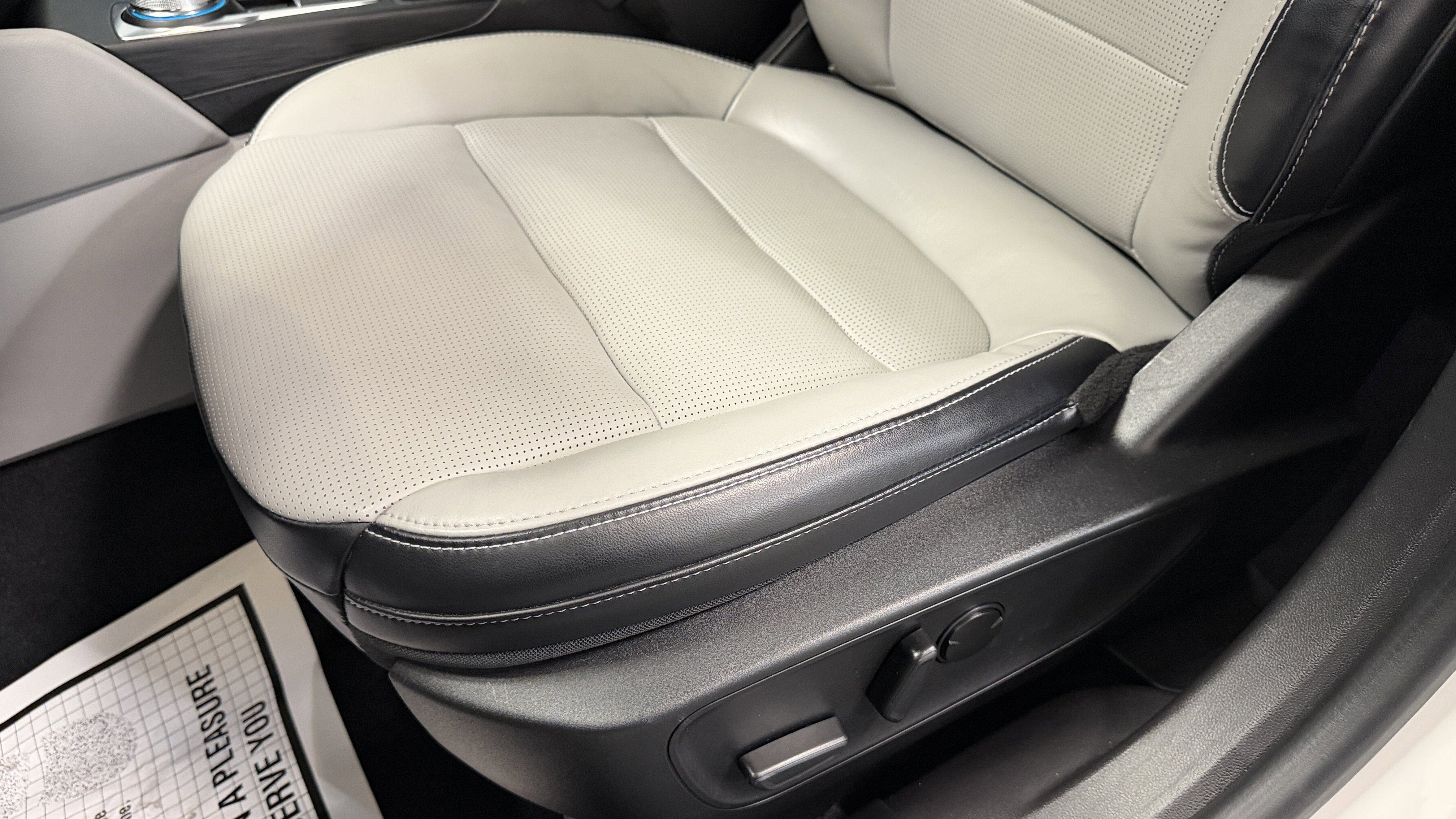 2023 Ford Escape Platinum