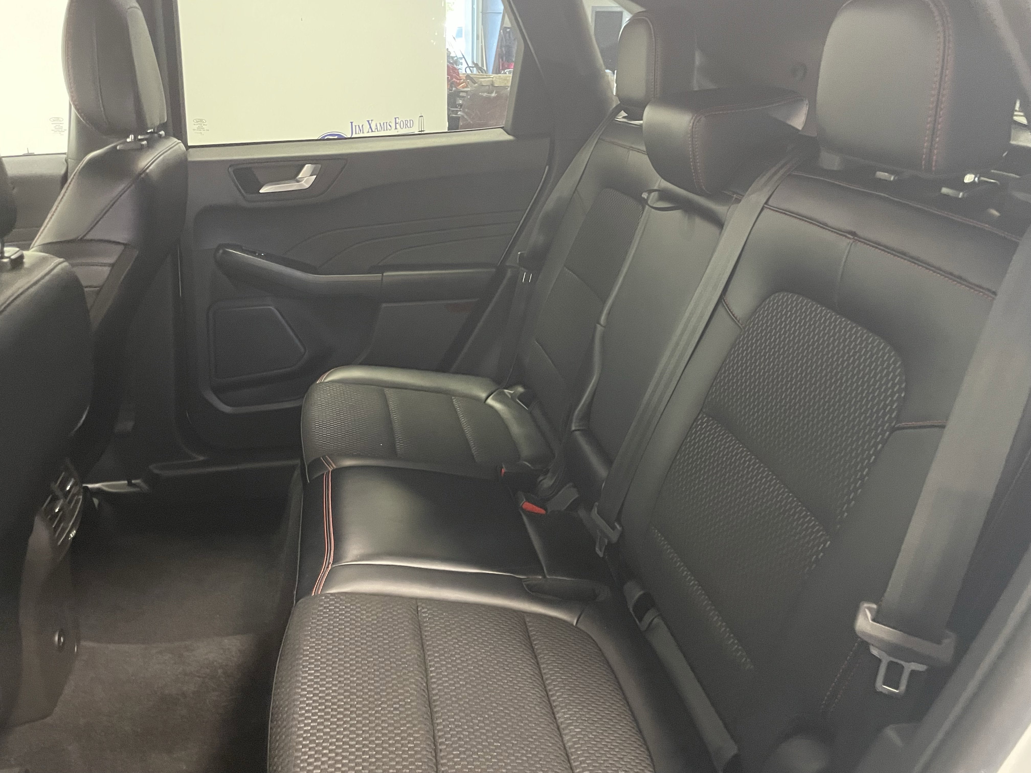 2024 Ford Escape ST-Line Select