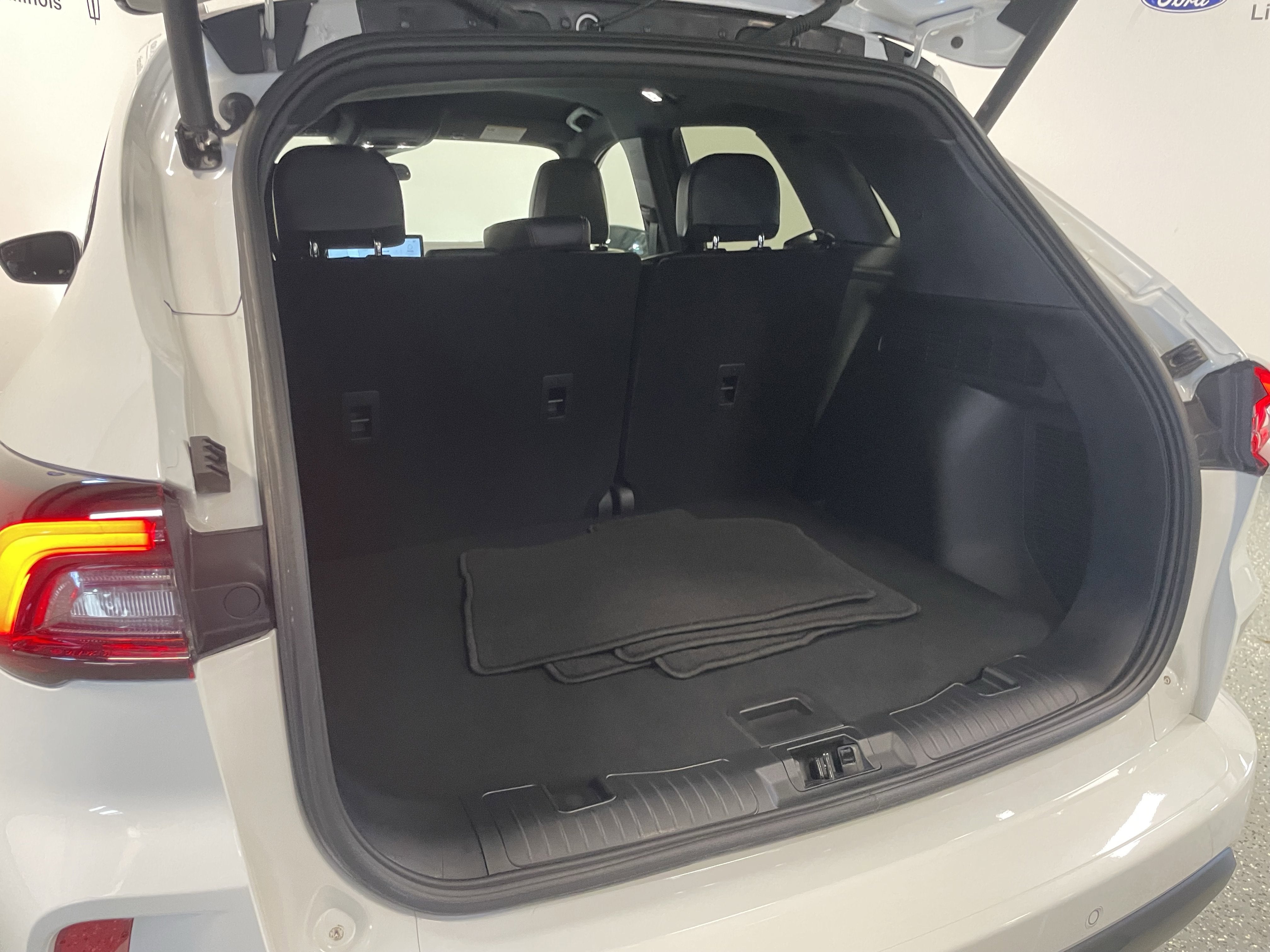 2024 Ford Escape ST-Line Select