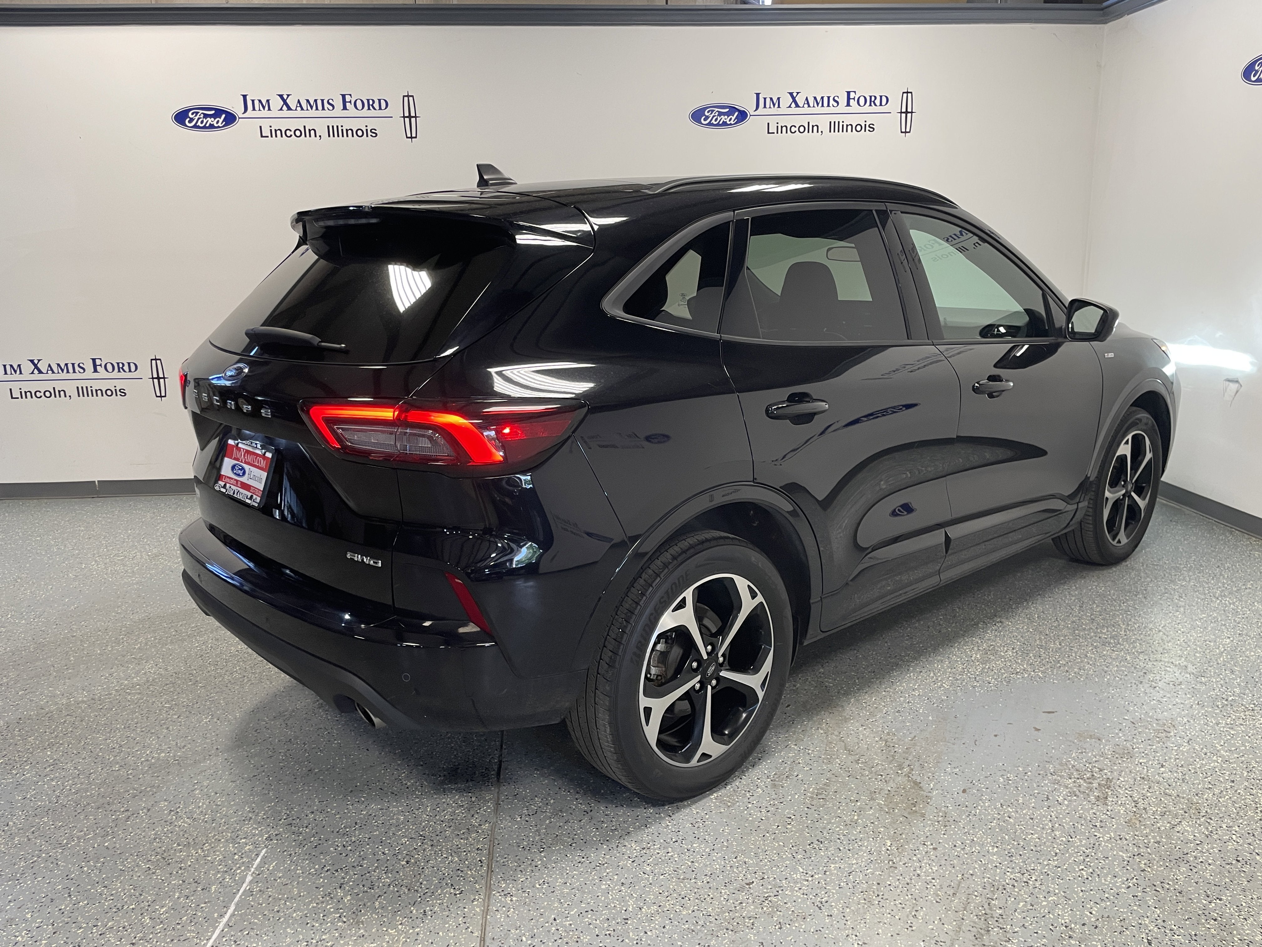 2023 Ford Escape ST-Line Select
