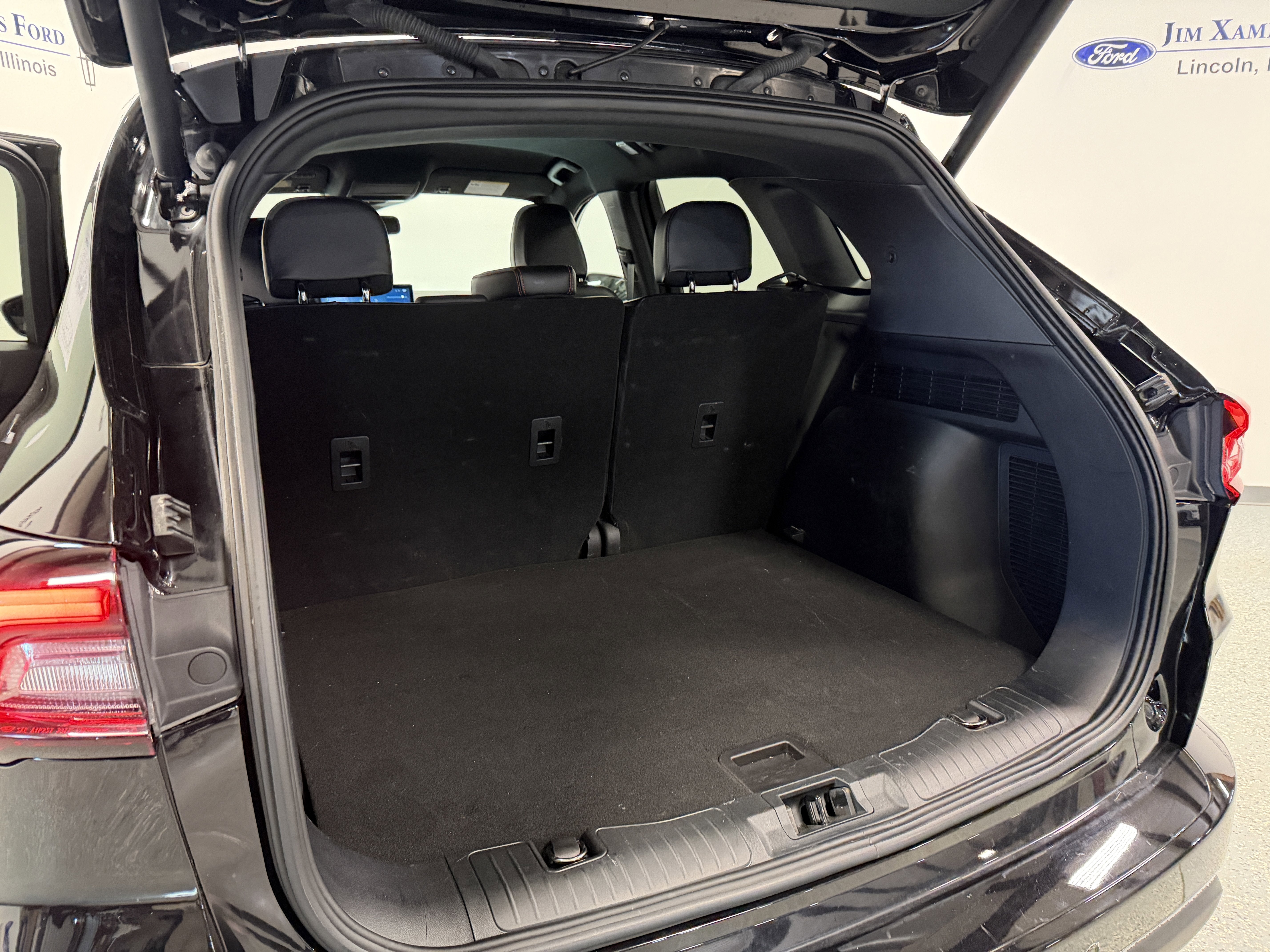 2023 Ford Escape ST-Line Elite