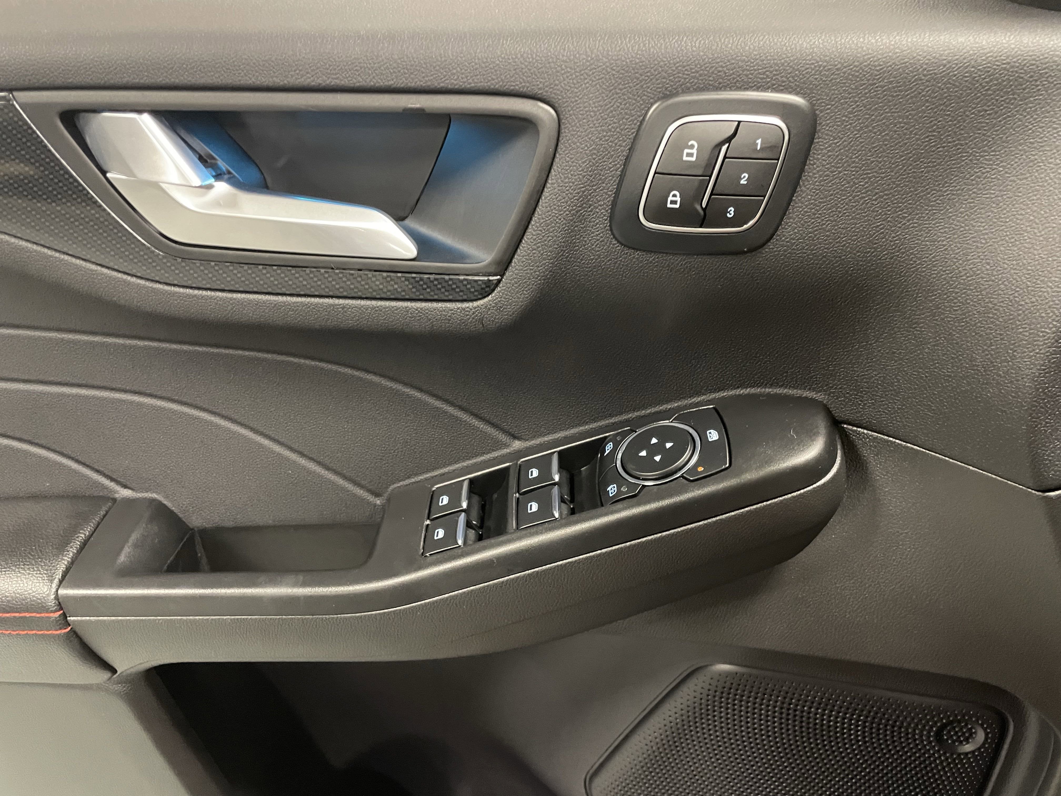 2024 Ford Escape ST-Line Elite