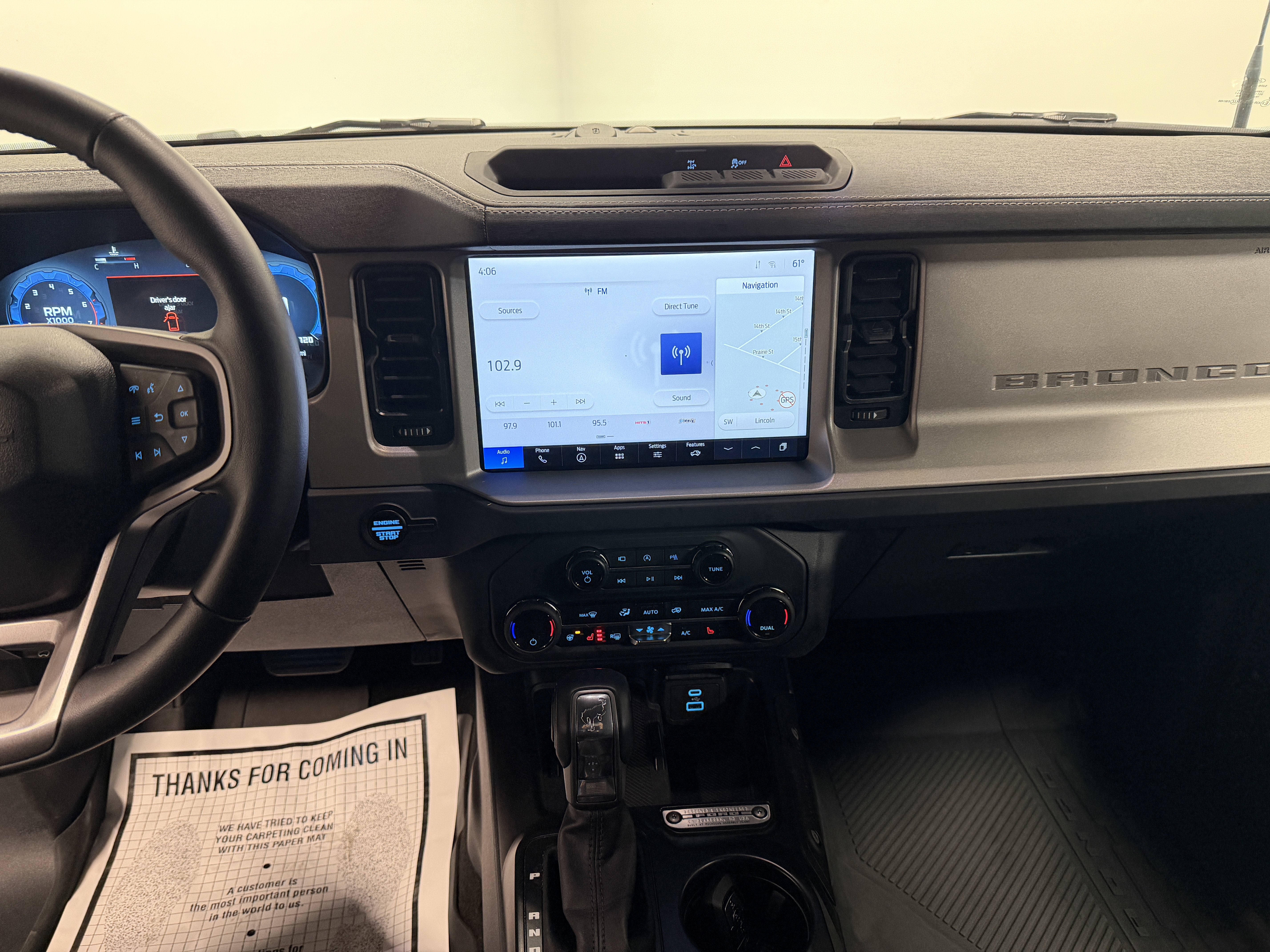 2025 Ford Bronco Outer Banks