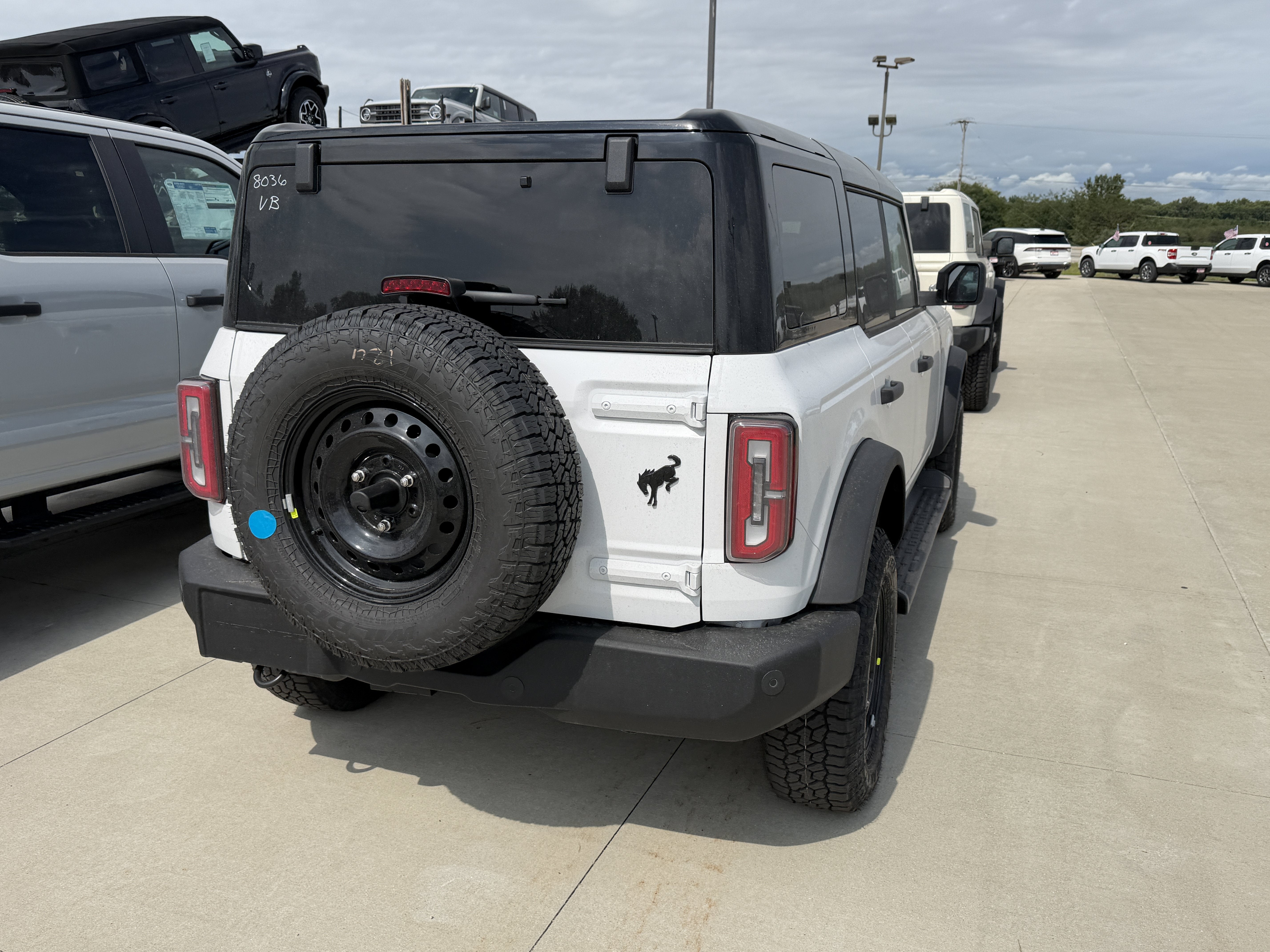 2026 Ford Bronco Outer Banks