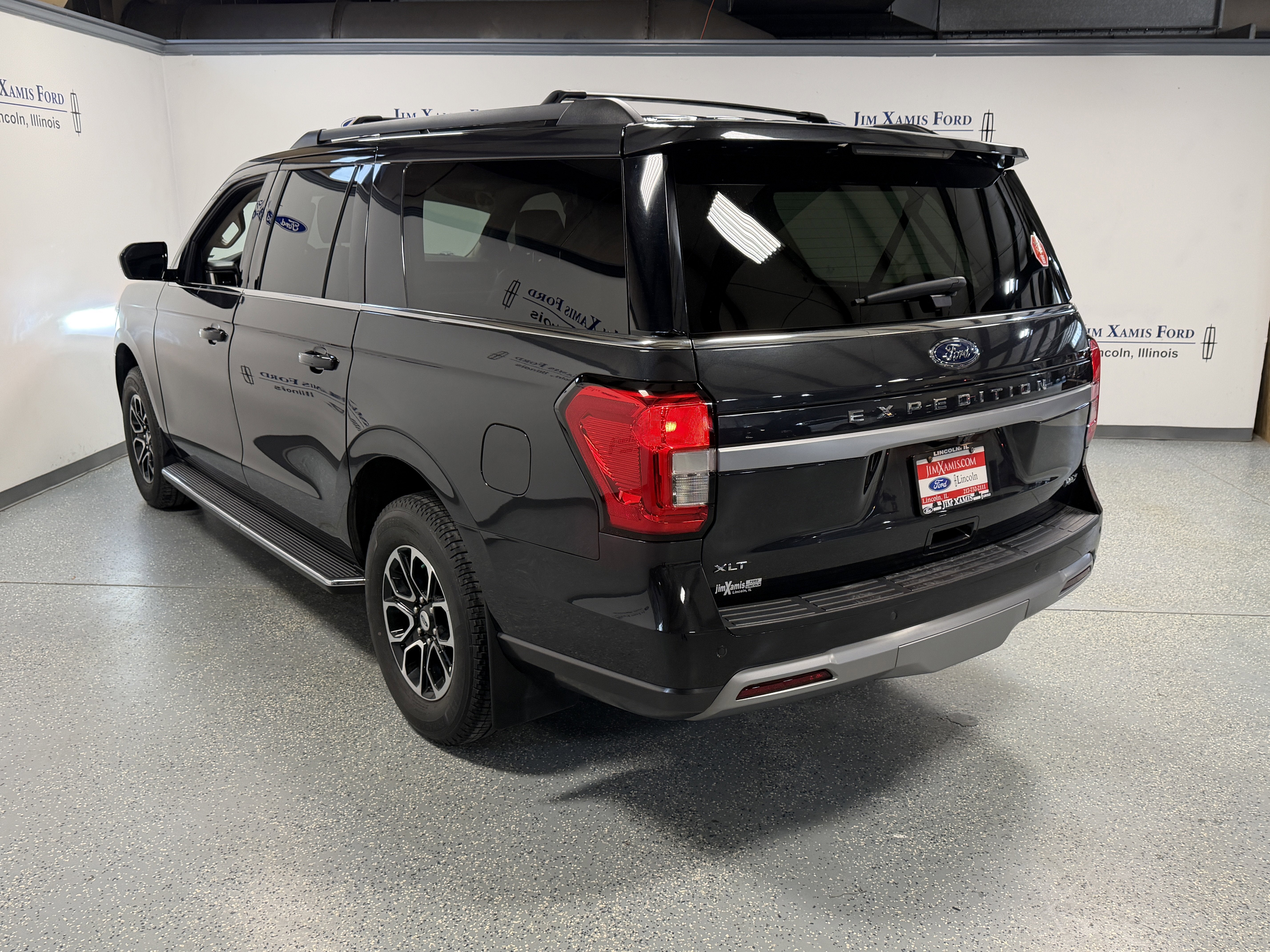 2023 Ford Expedition Max XLT