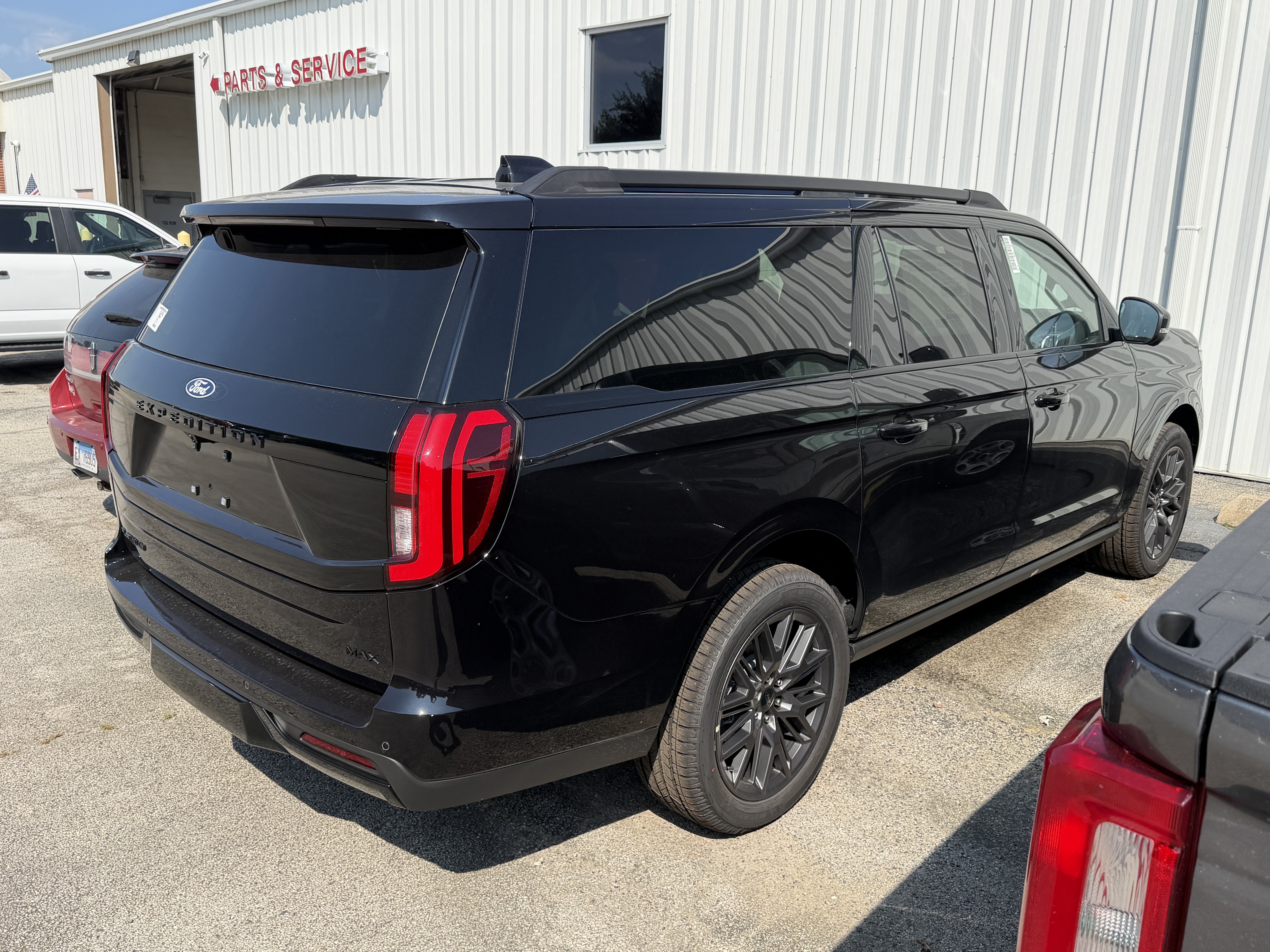 2027 Ford Expedition Max Platinum