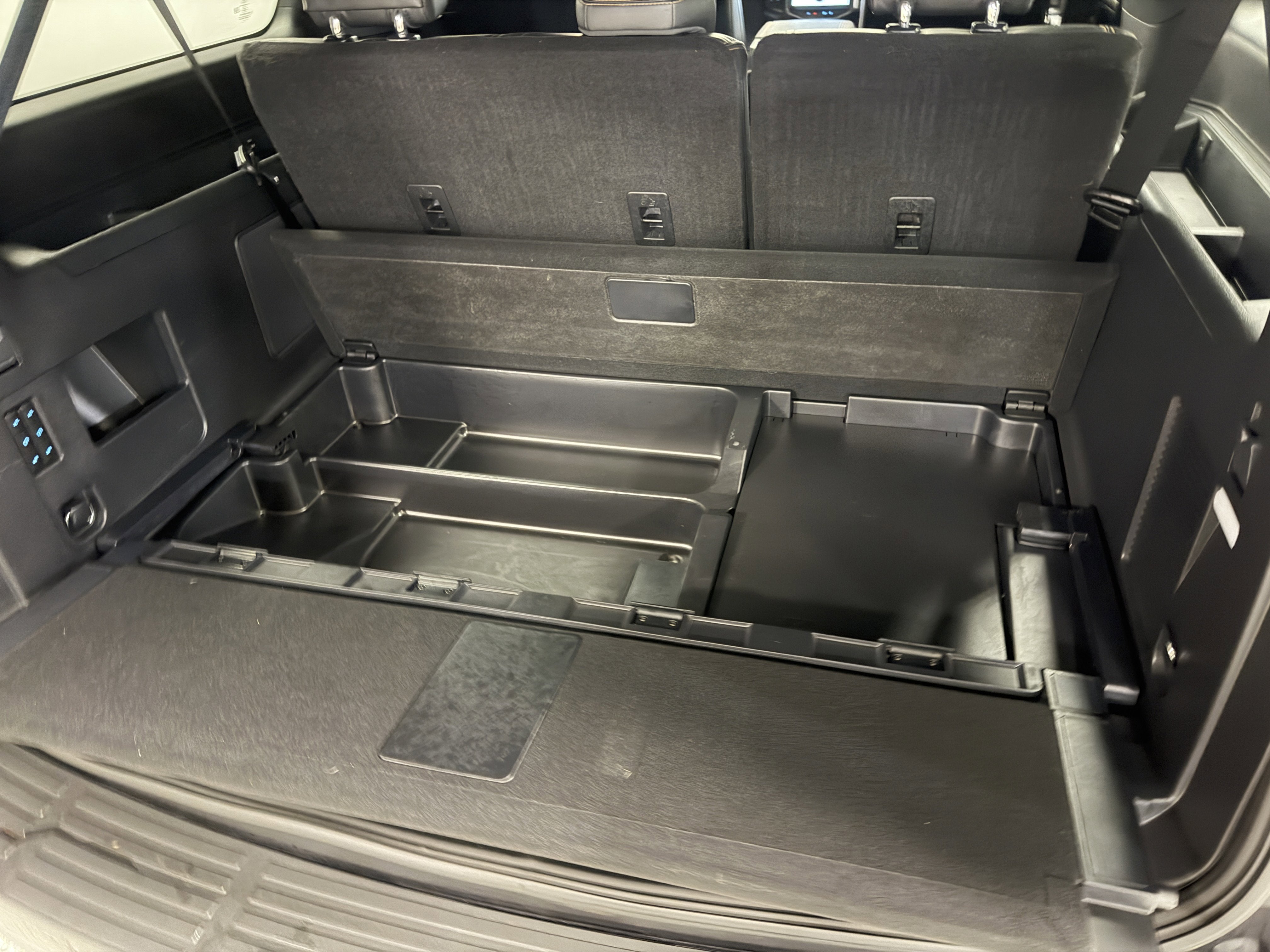 2023 Ford Expedition Max Platinum