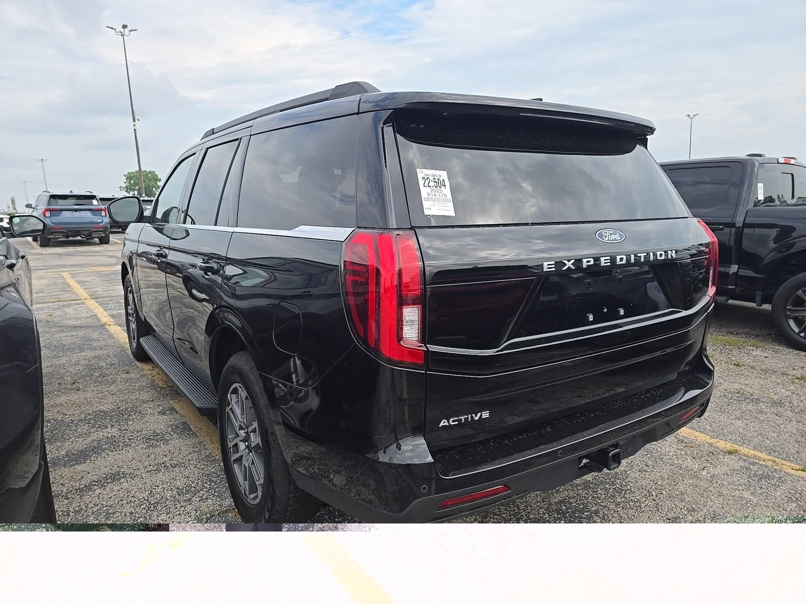 2025 Ford Expedition Active