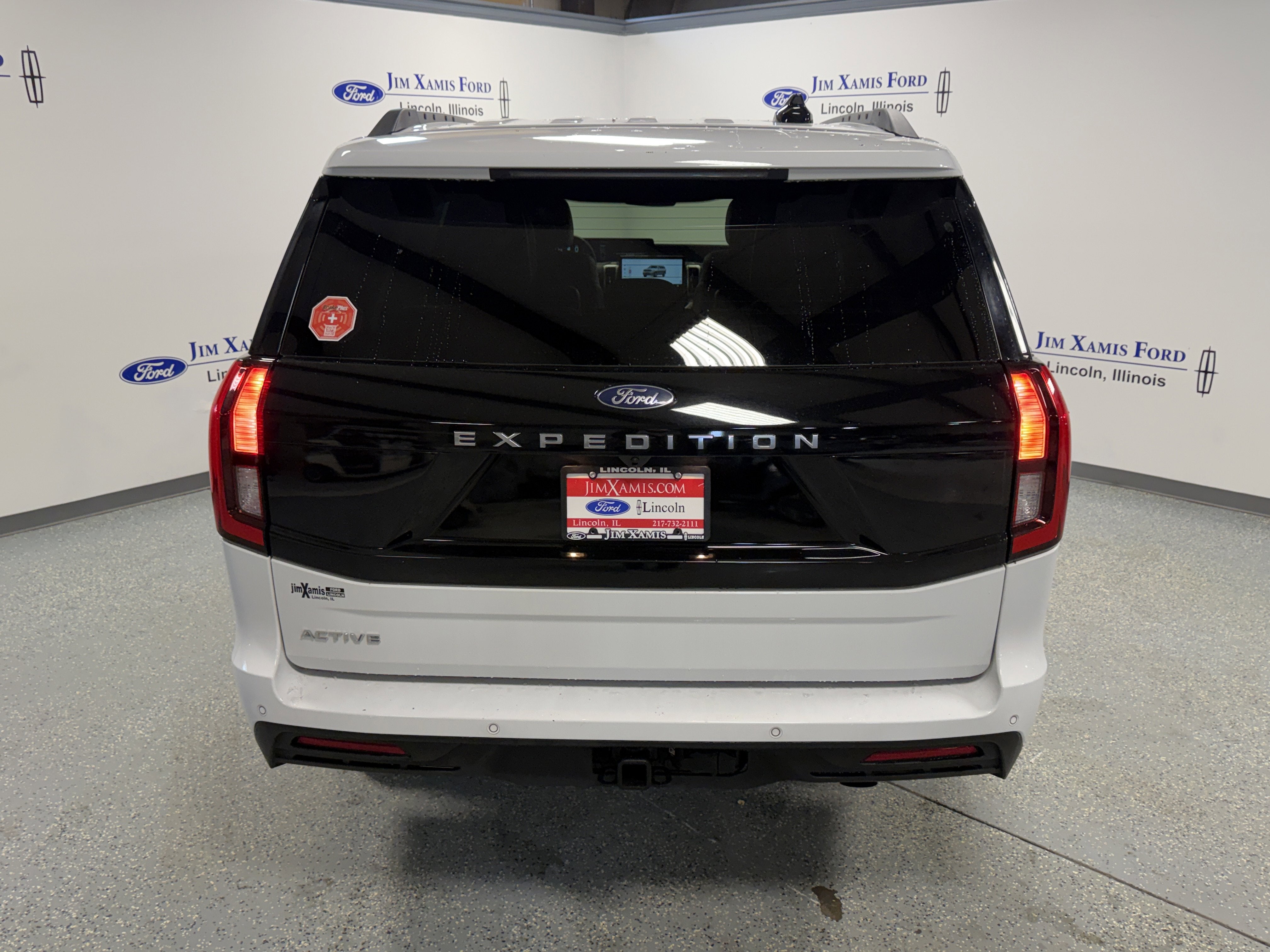 2025 Ford Expedition Active