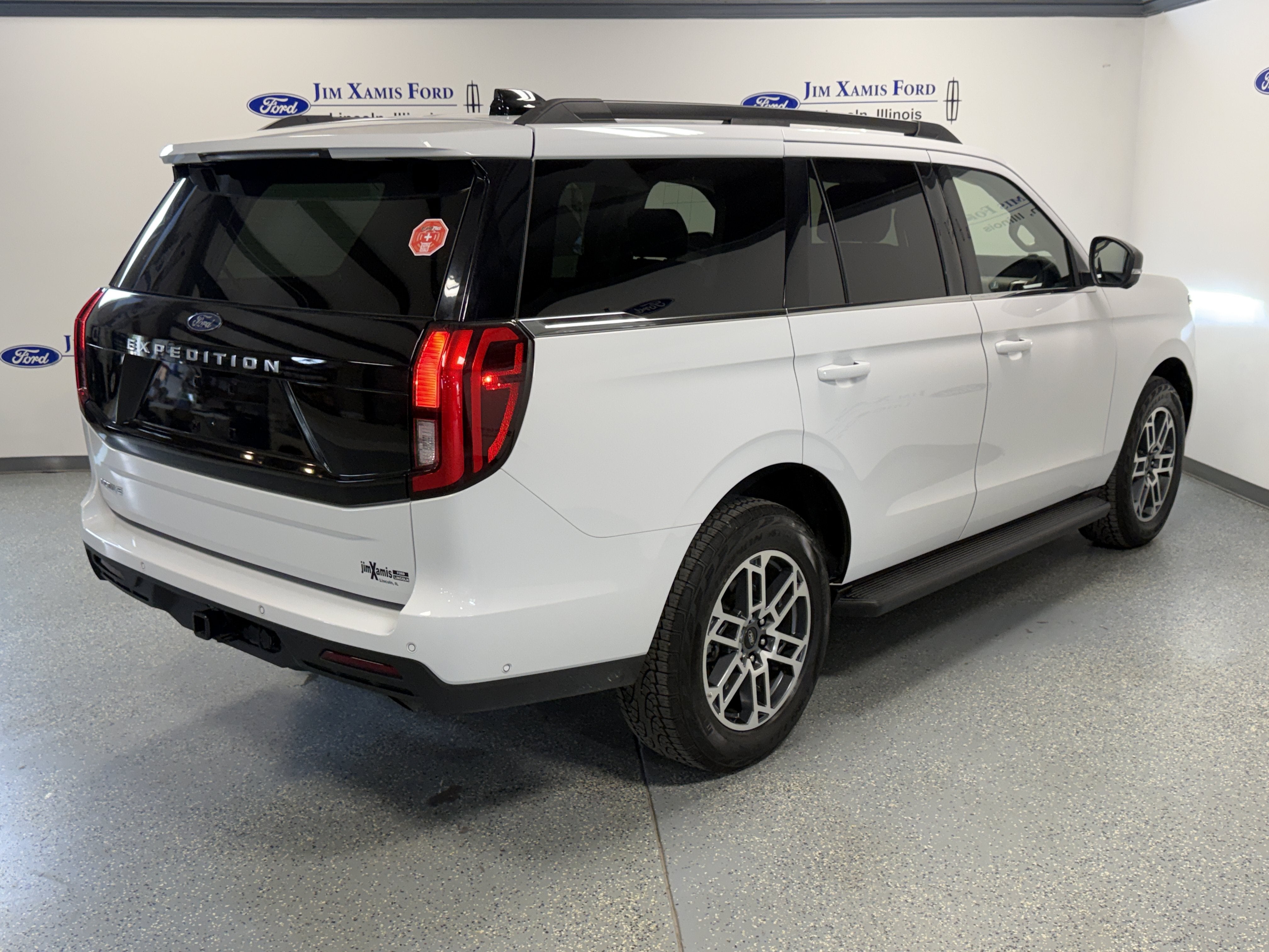 2025 Ford Expedition Active