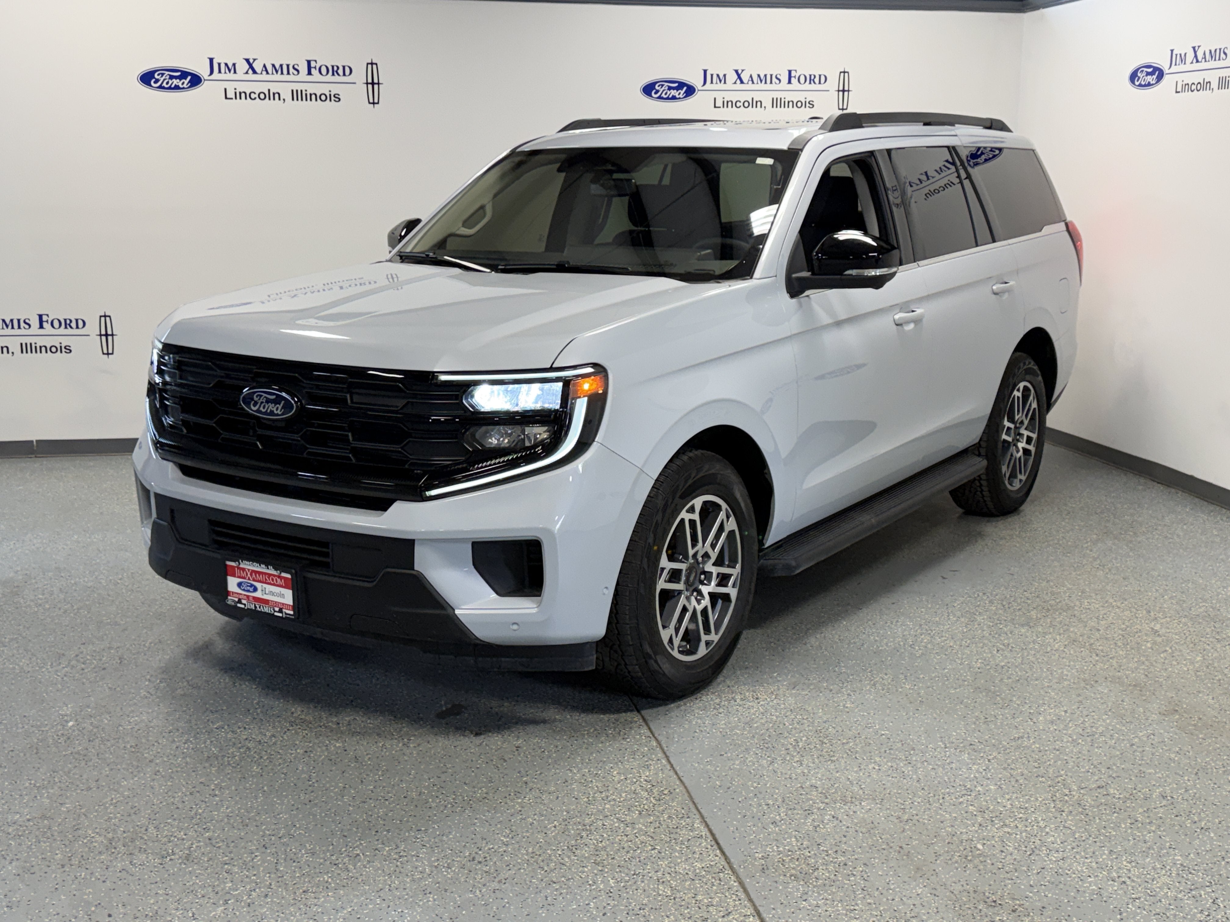 2025 Ford Expedition Active