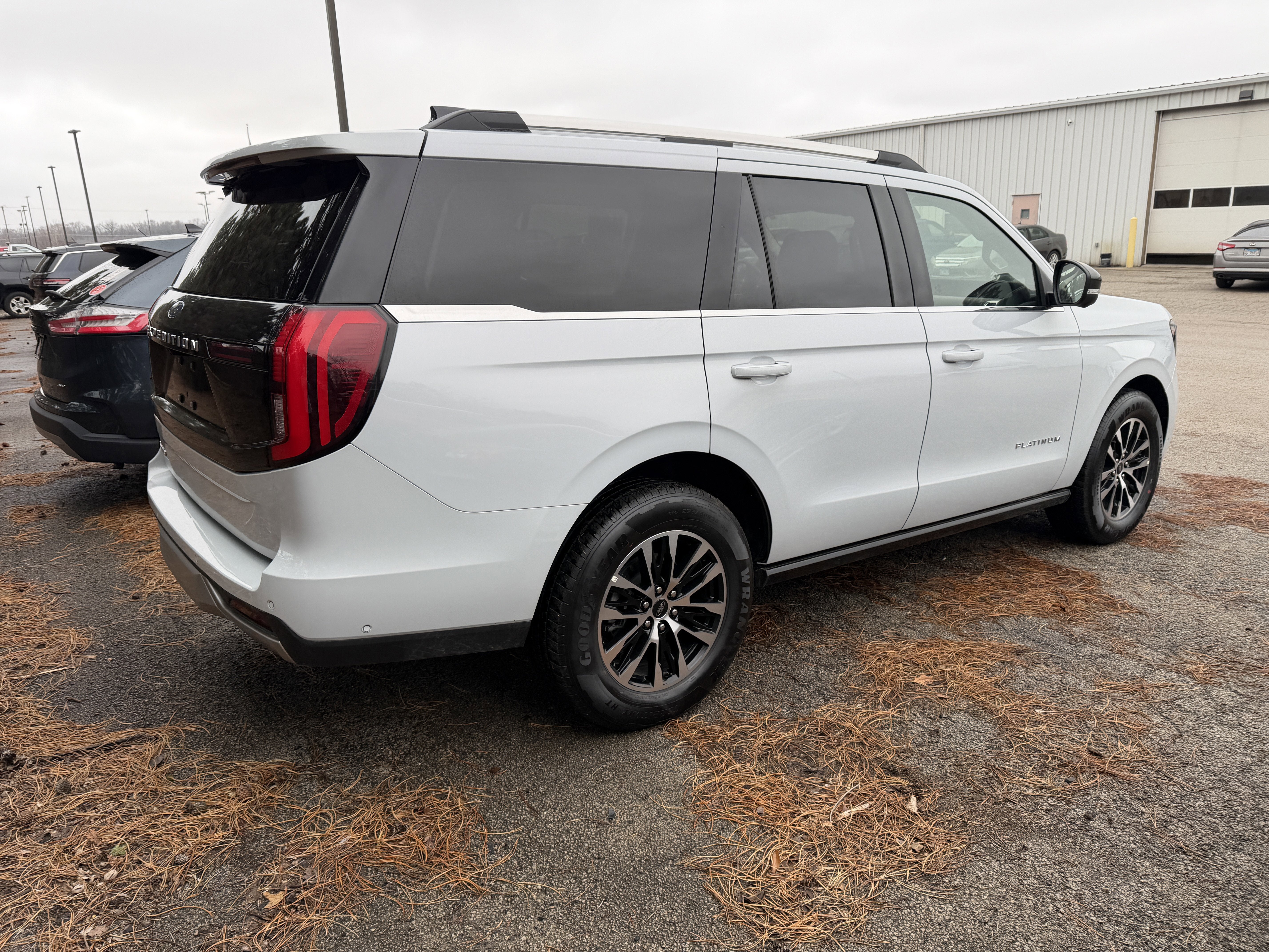 2025 Ford Expedition Platinum