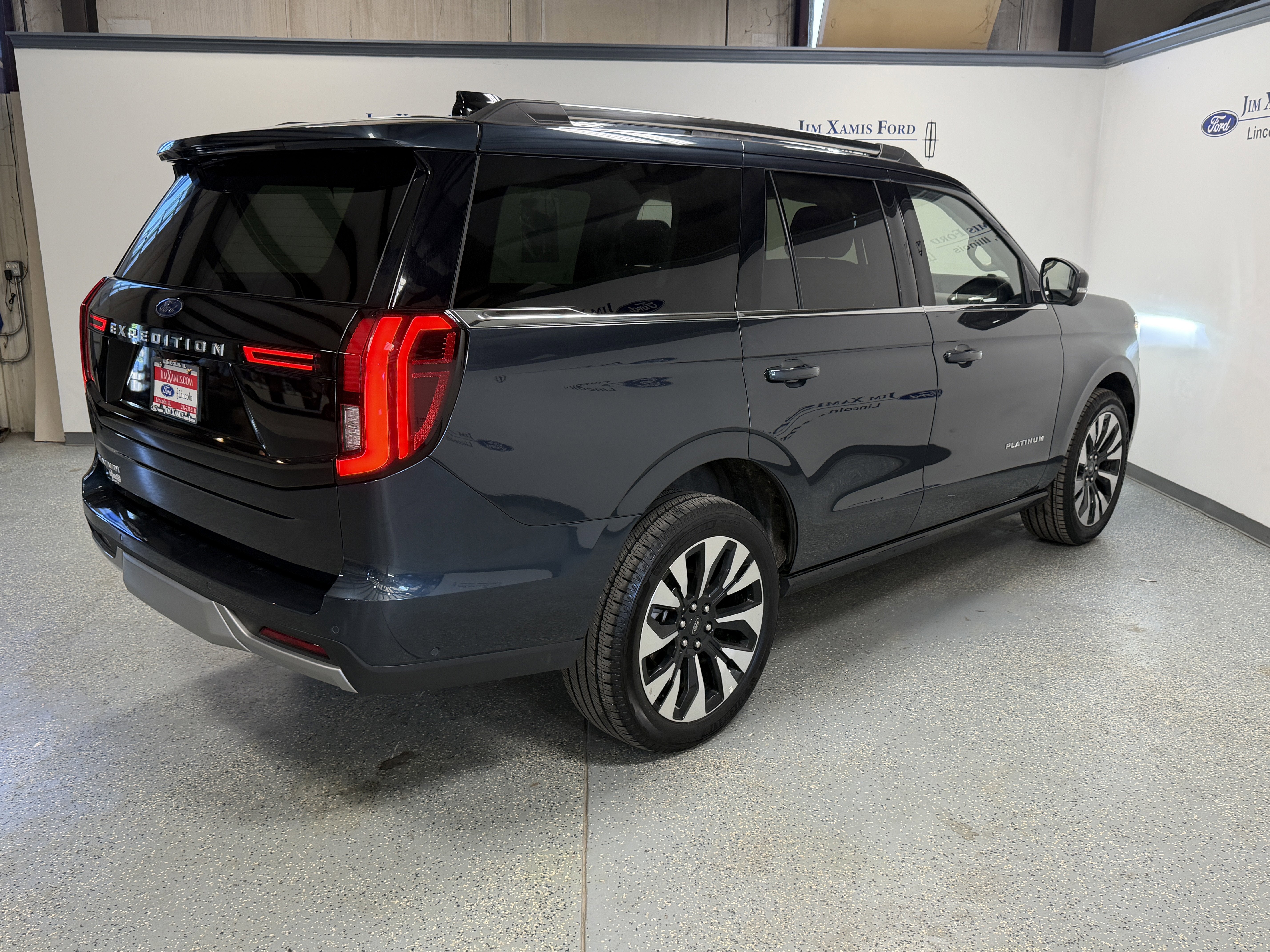 2025 Ford Expedition Platinum