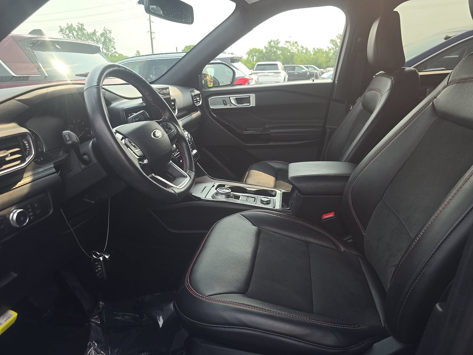 2022 Ford Explorer ST-Line