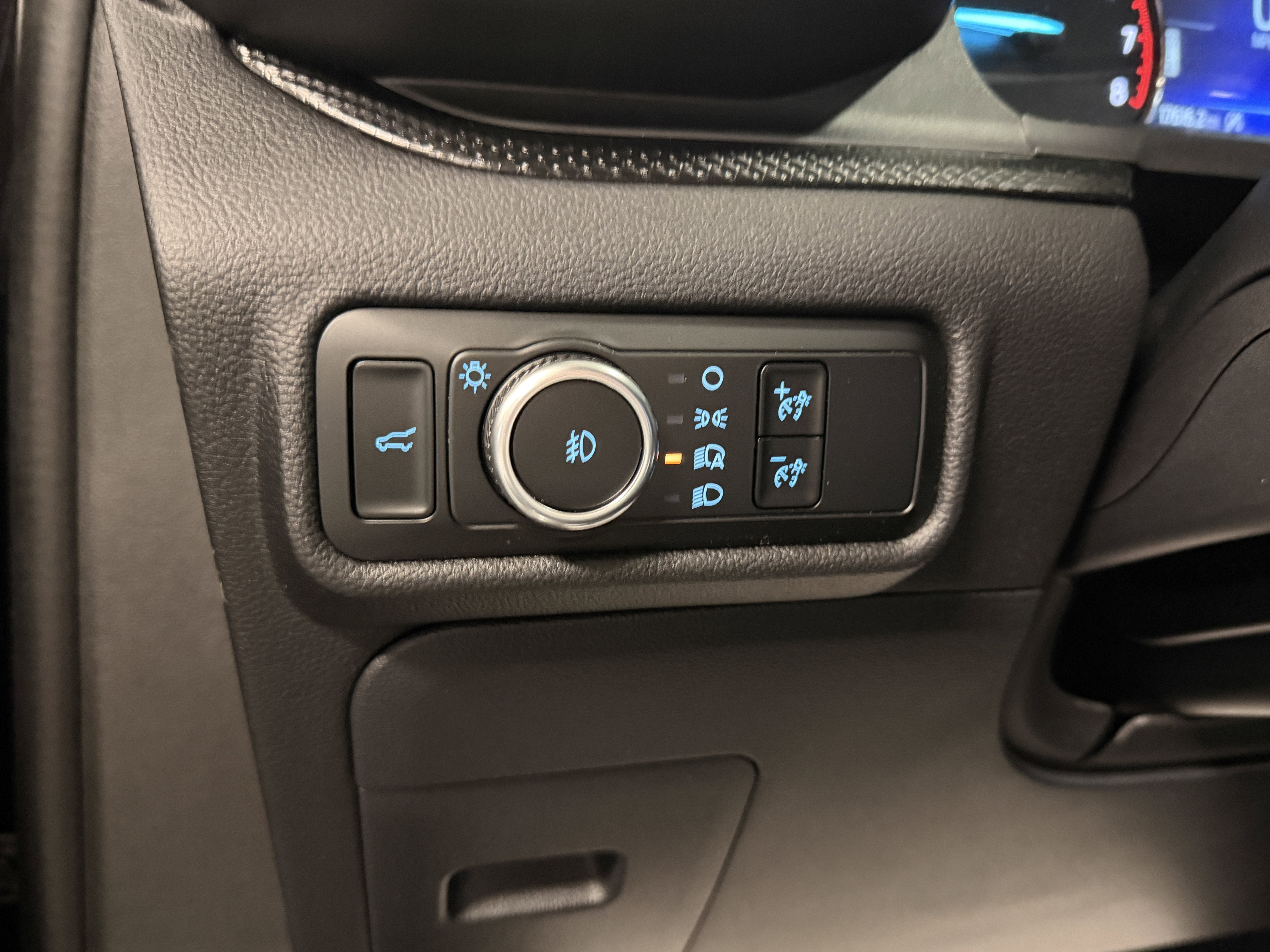 2024 Ford Explorer ST-Line