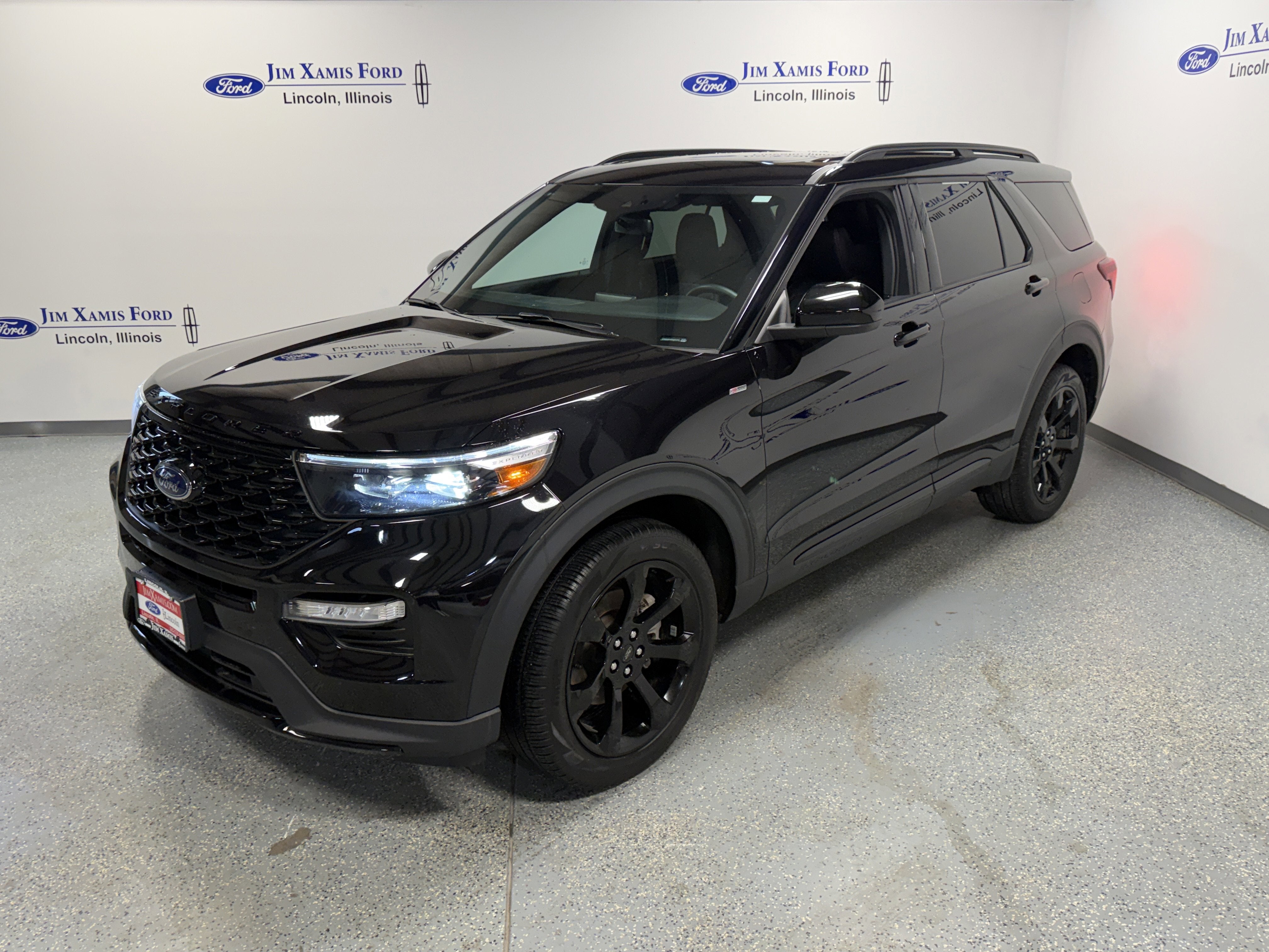 2024 Ford Explorer ST-Line