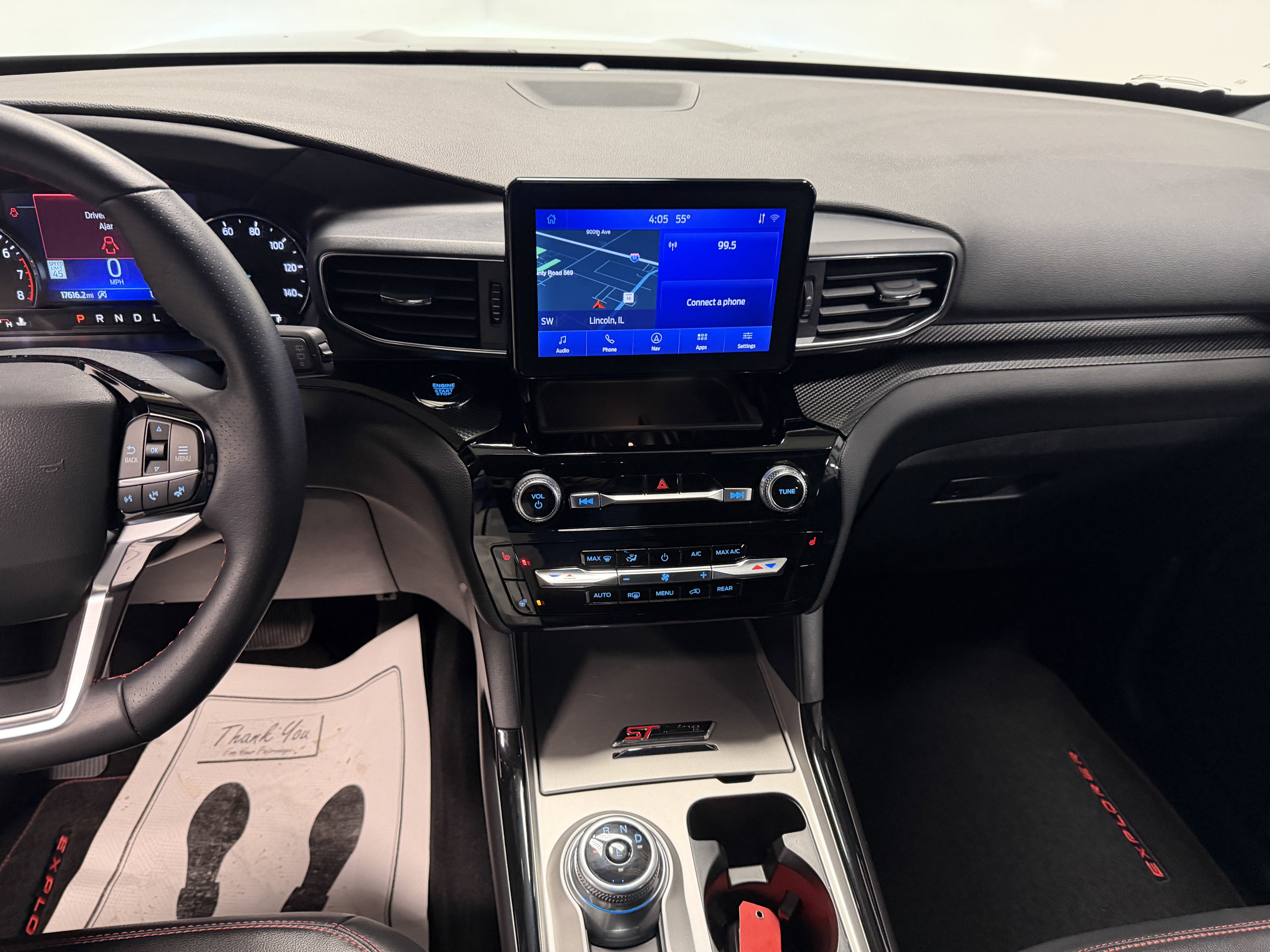 2024 Ford Explorer ST-Line