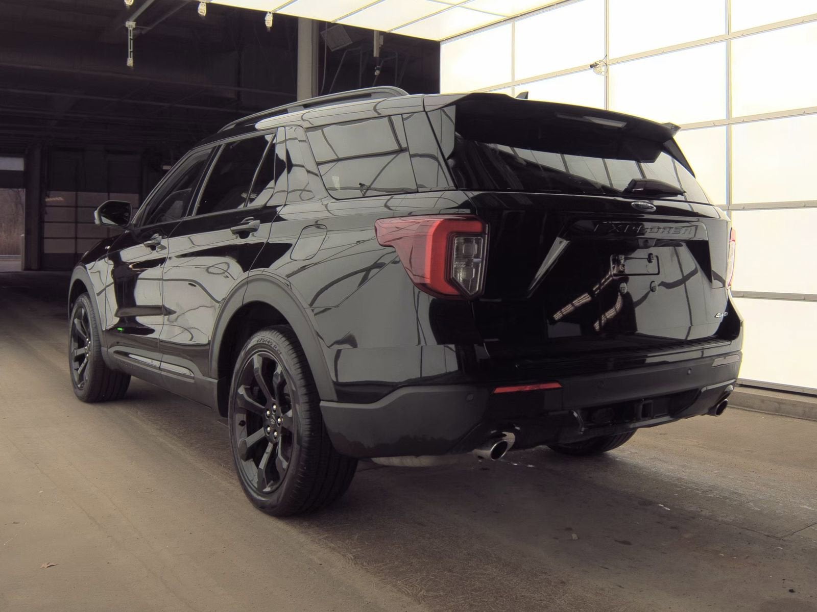 2024 Ford Explorer ST-Line