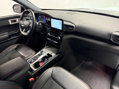 2024 Ford Explorer ST-Line