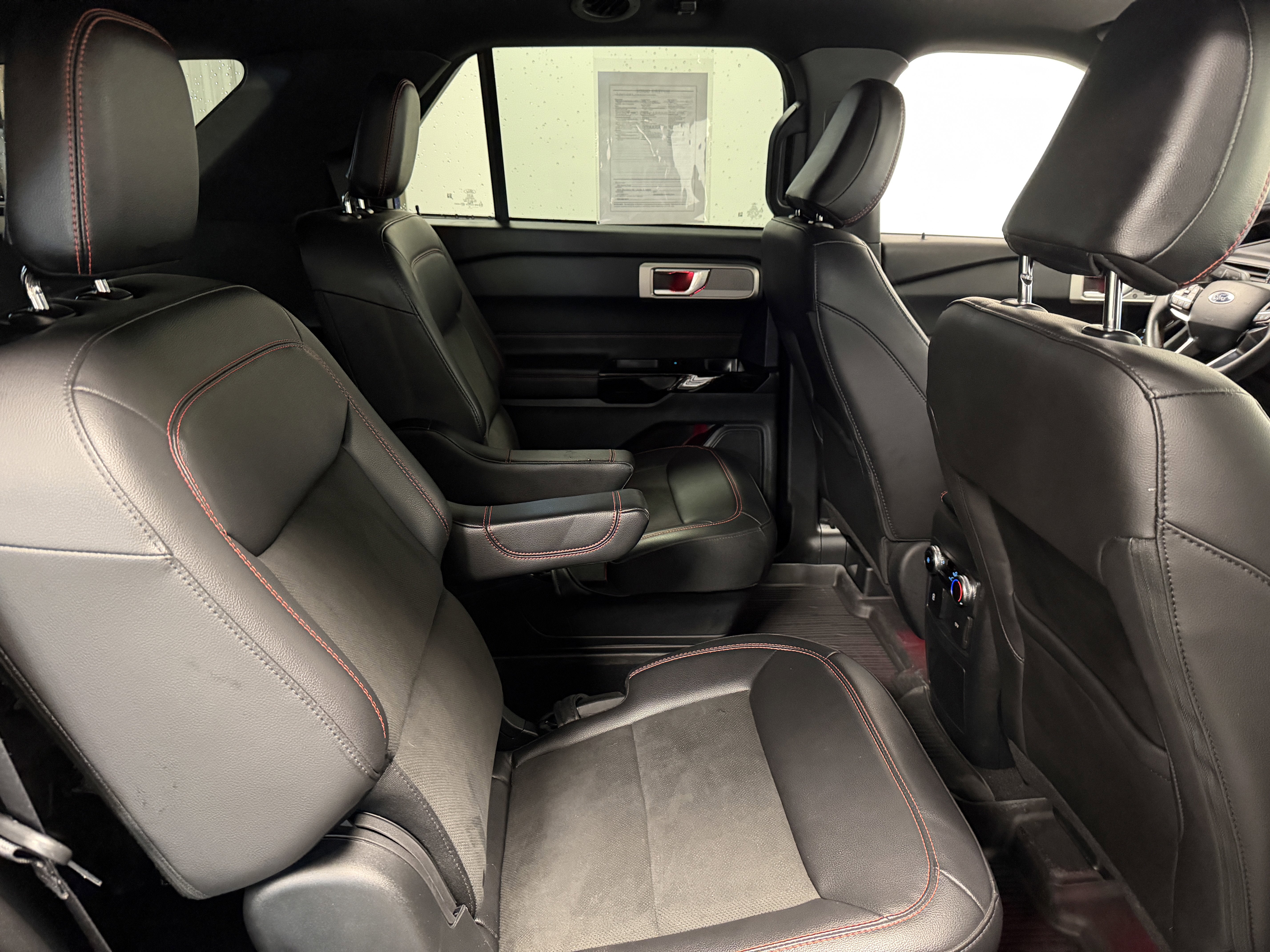 2024 Ford Explorer ST-Line