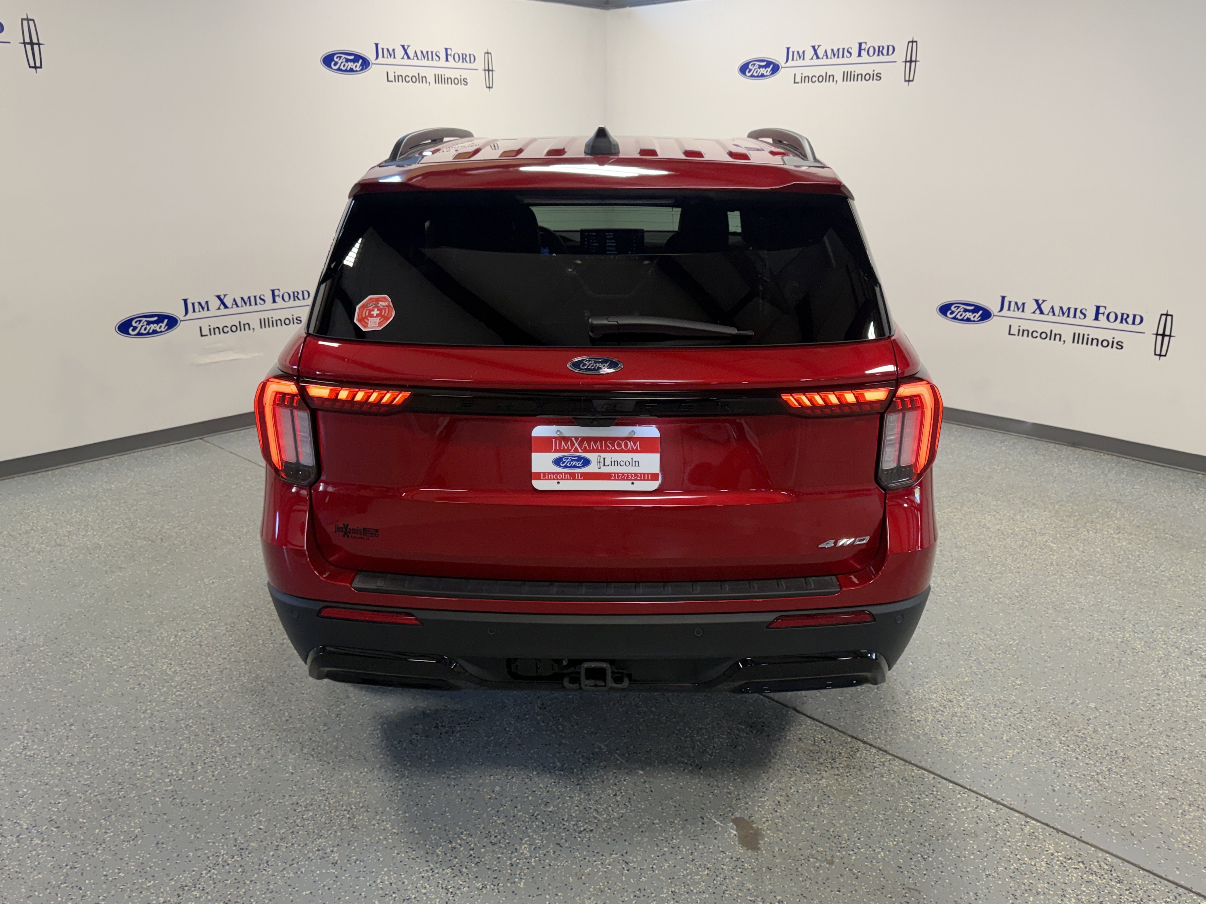 2025 Ford Explorer ST-Line