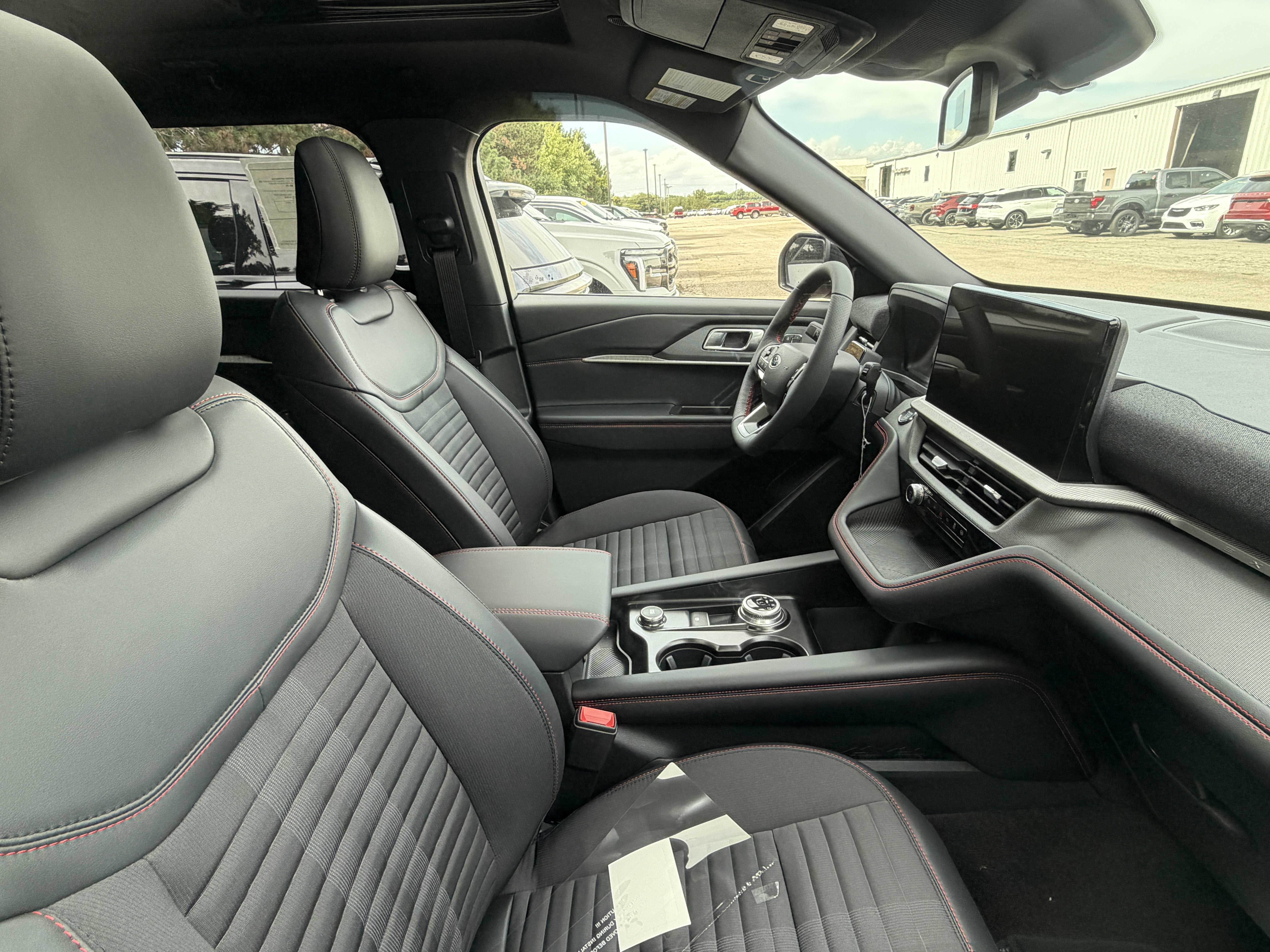 2027 Ford Explorer ST-Line