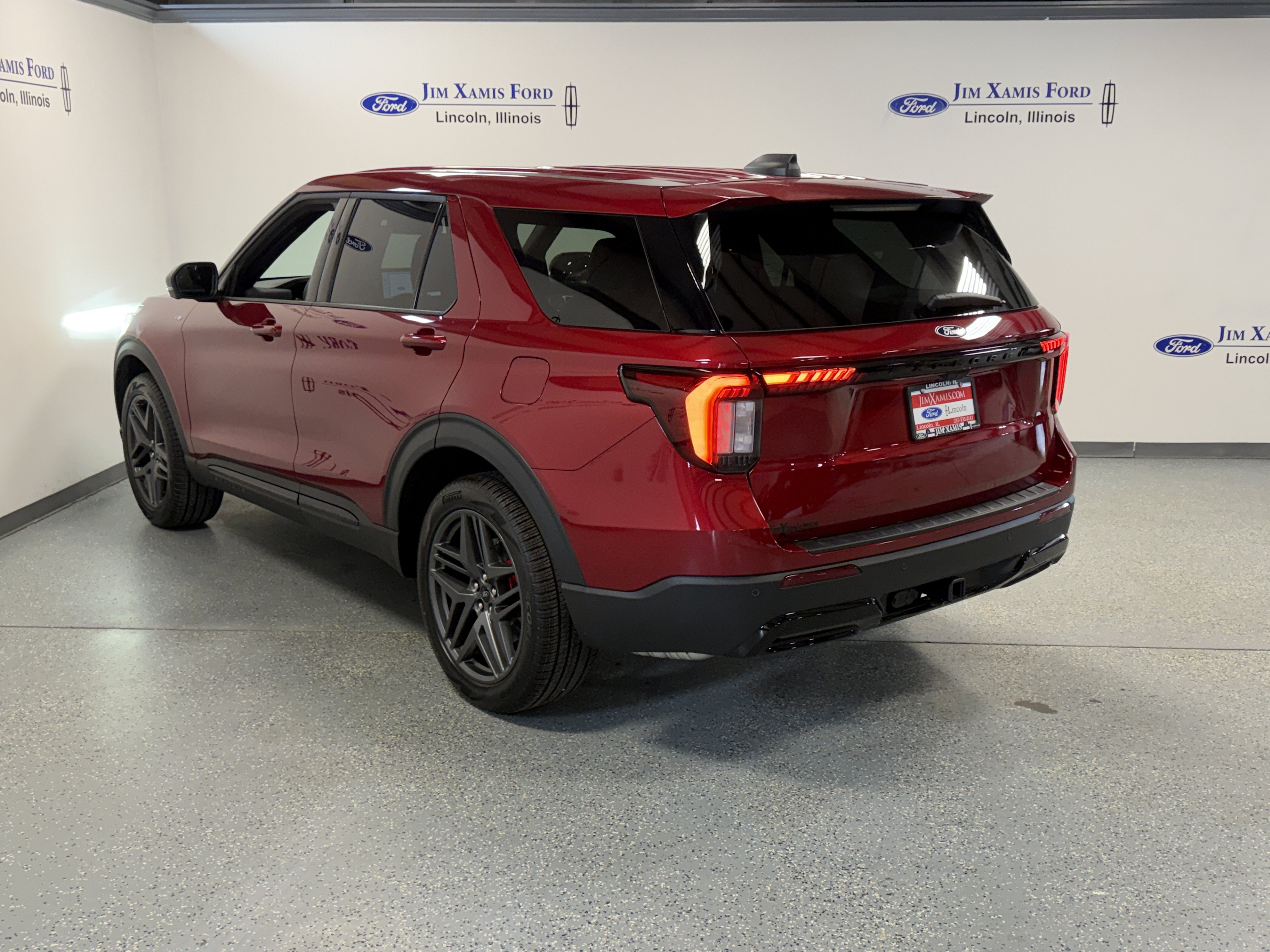 2027 Ford Explorer ST-Line